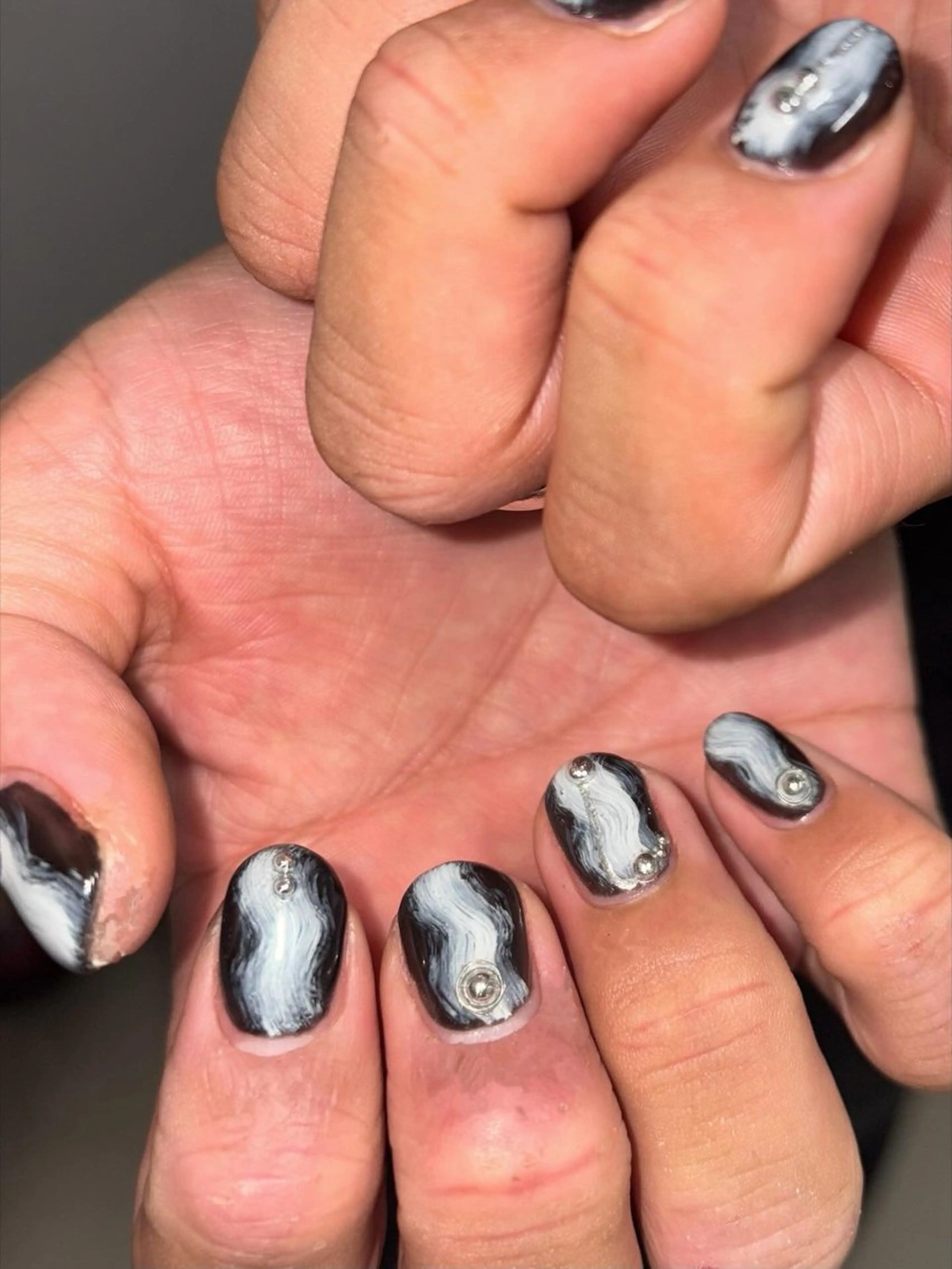 メンズ ネイル ハンドネイル akari✨ 韓国風、メンズネイルのネイルデザイン