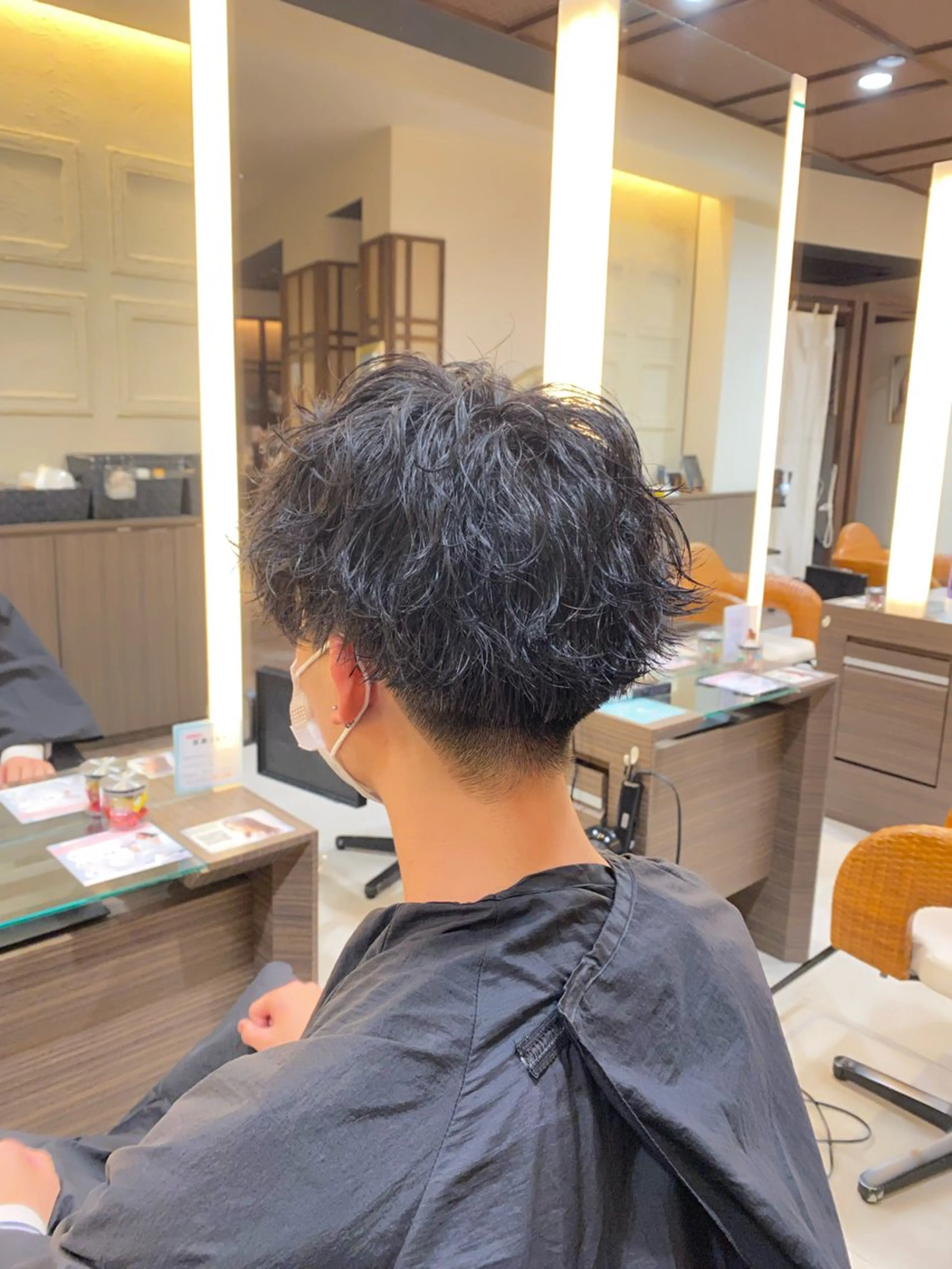 パーマ メンズ カット パーマ トリートメント スパイラル波巻き パーマ井本汰壱のヘアスタイル
