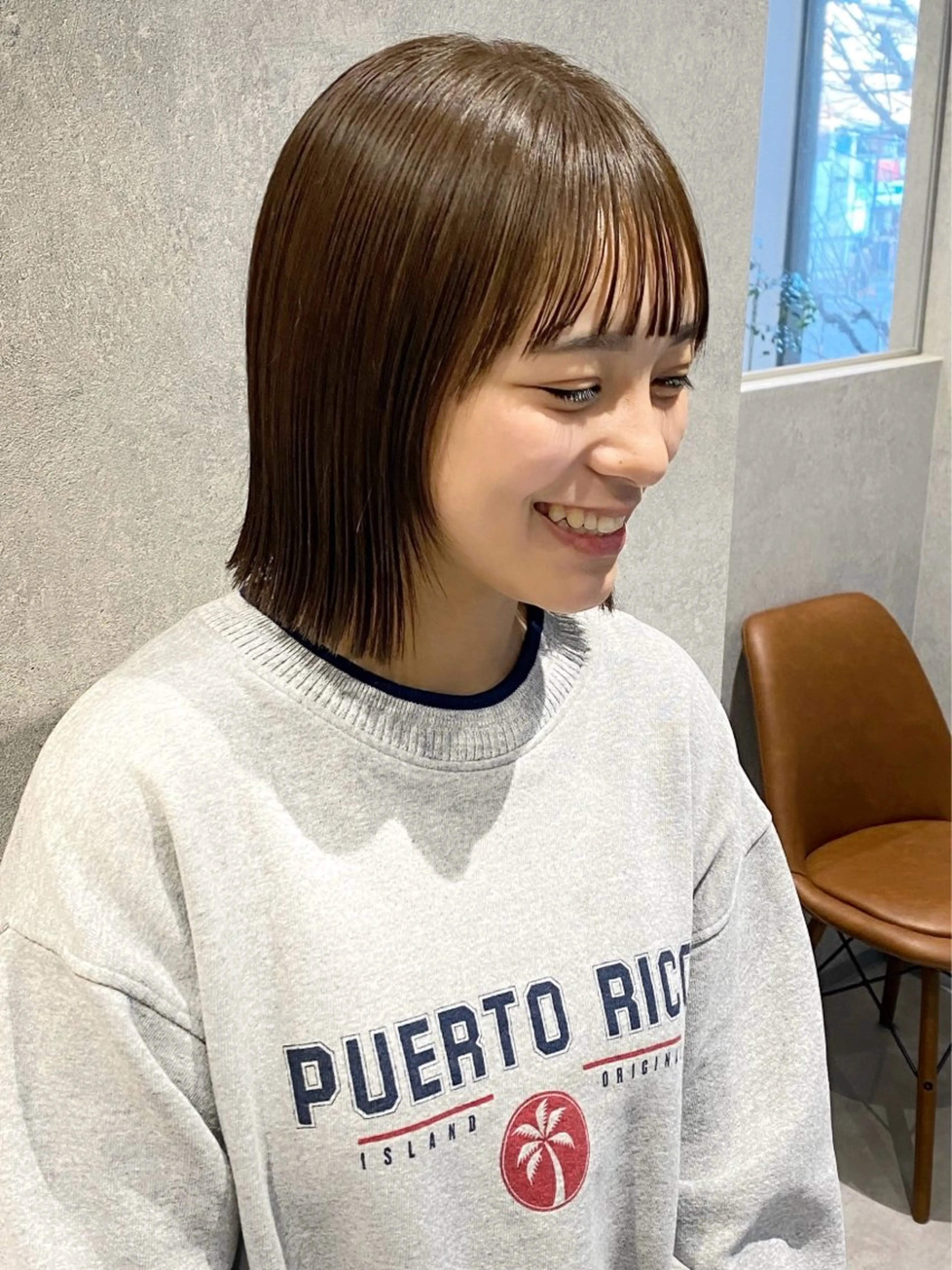 ミディアム カラー 切りっぱなしボブ ベージュカラー ブリーチ 透明感カラー グレージュ カット ヘアカラー トリートメント saki🌼ボブ× 透明感カラー🌼のヘアスタイル