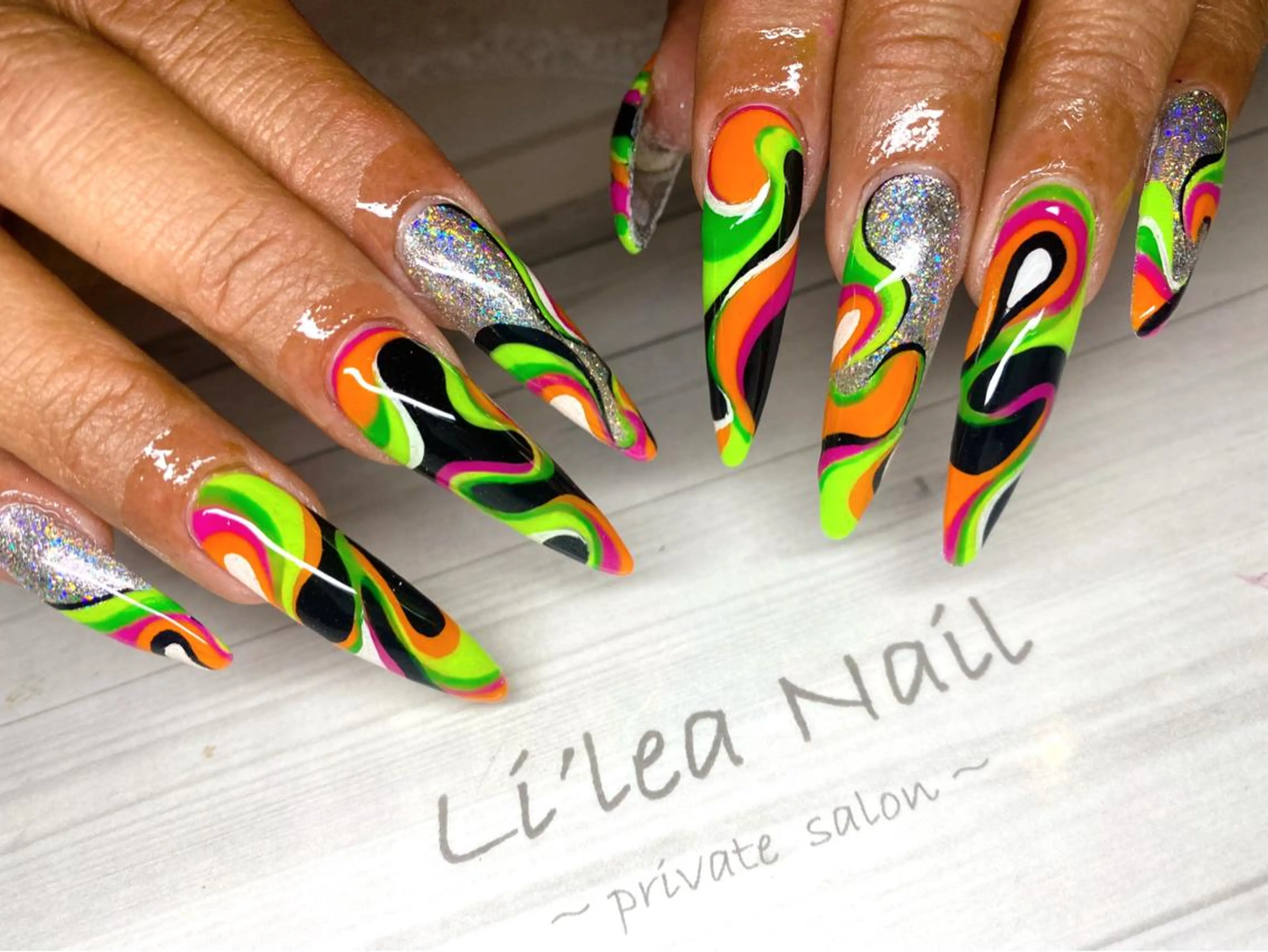 ネイル Li'leaNail AINAのネイルデザイン