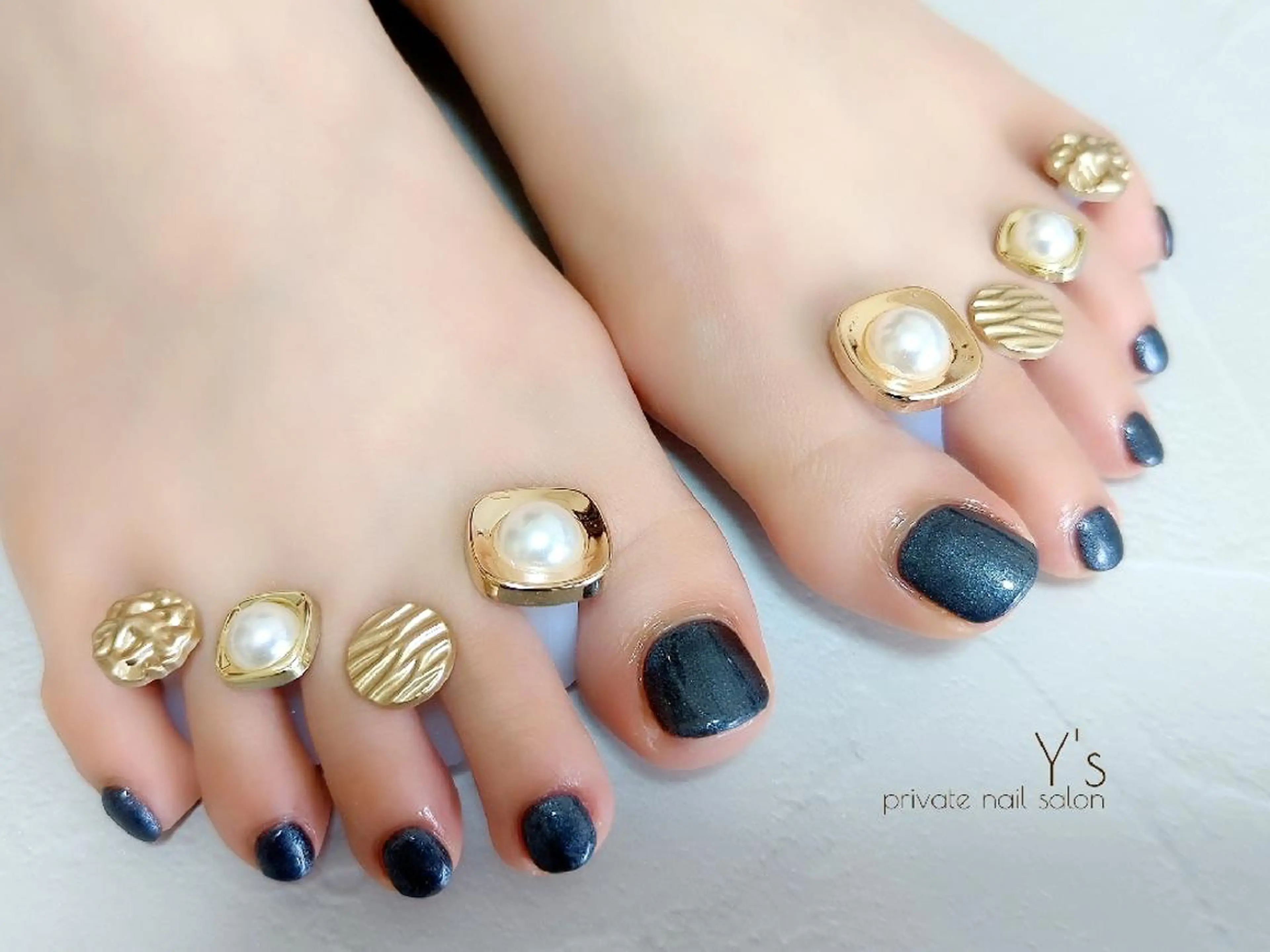 ネイル フットネイル YUMI NAGAI  のネイルデザイン