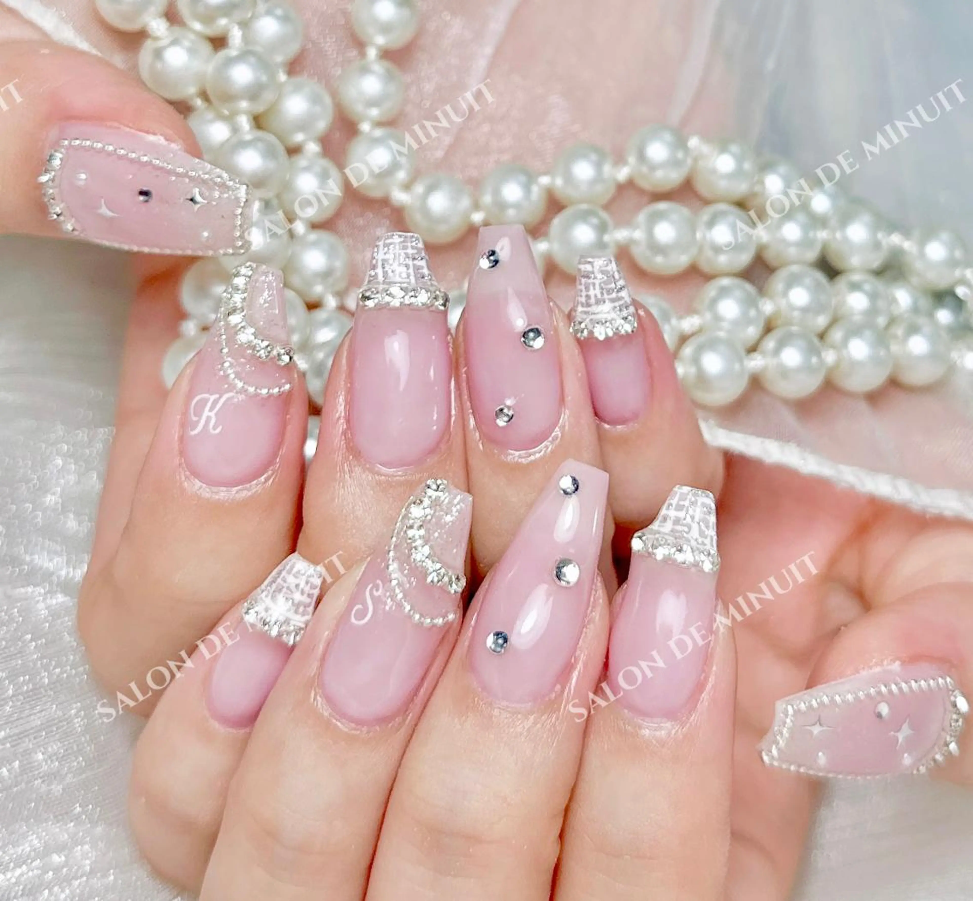 ネイル ハンドネイル ハンドケア Salon de Minuit🦩のネイルデザイン
