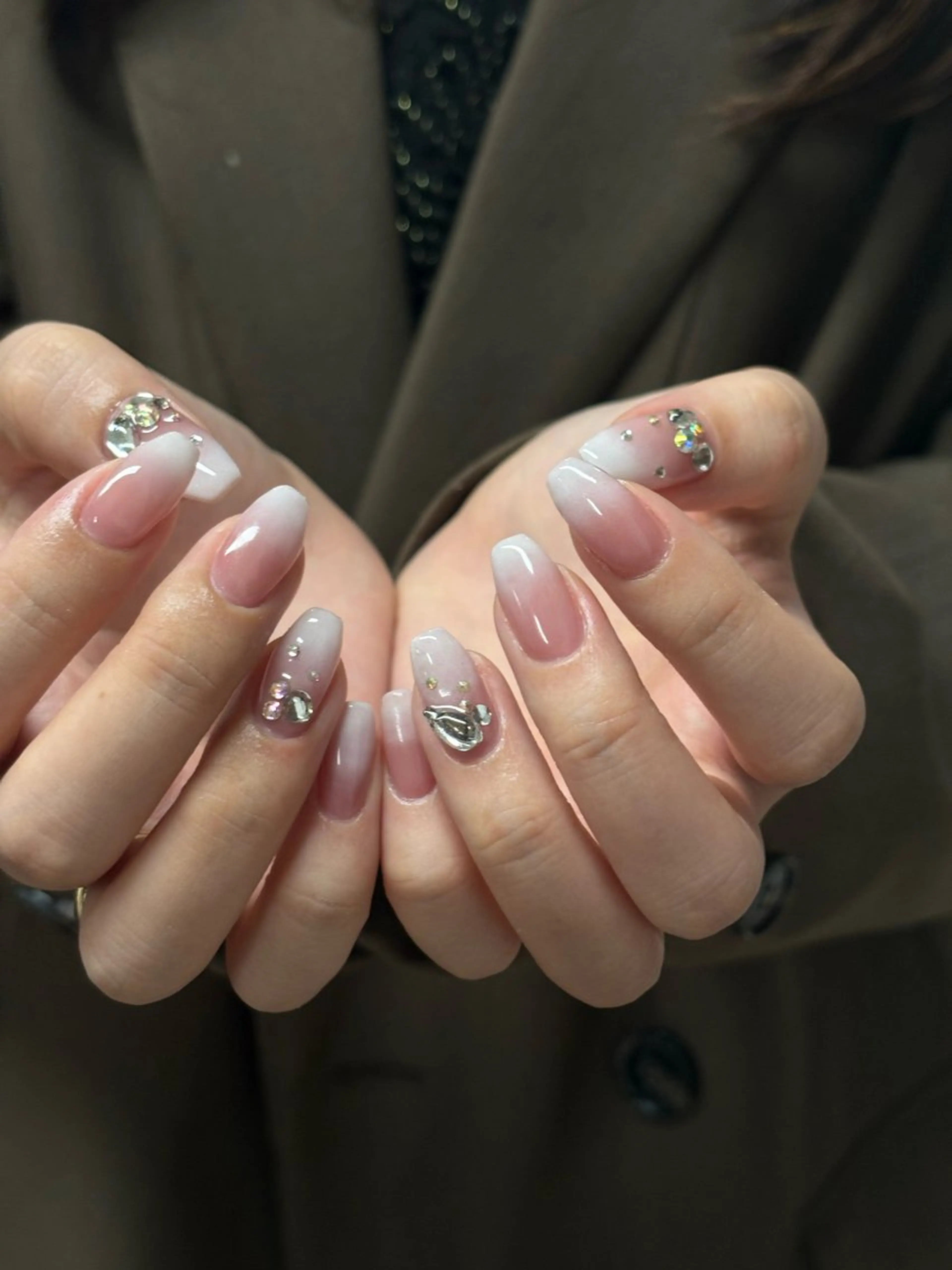 ネイル 持ち込み GLADnail新宿 arisaのネイルデザイン
