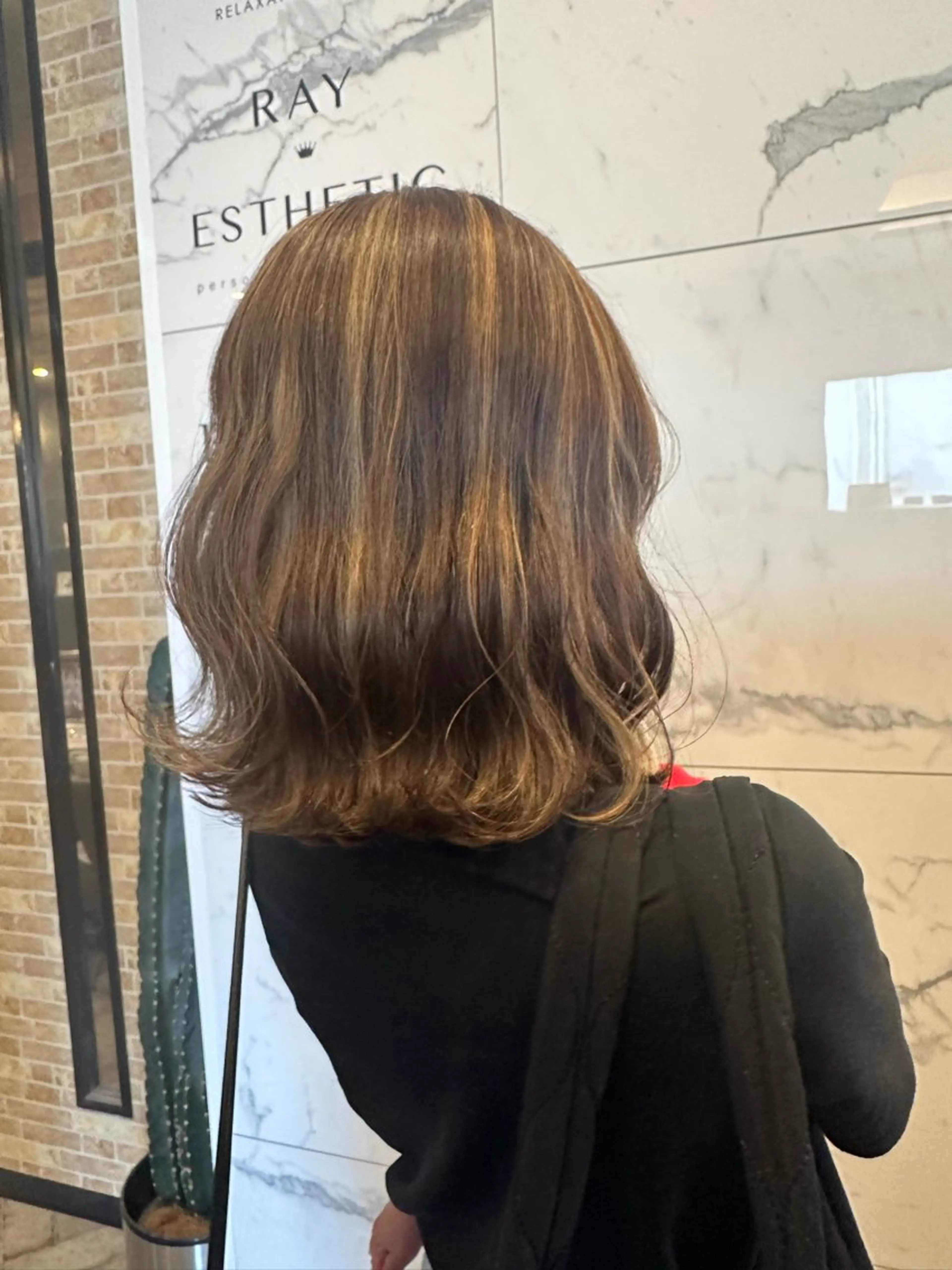 ミディアム カラー ハイライトカラー ハイライト カット ヘアカラー レイビューティー豊田 丸山店アシスタントのヘアスタイル