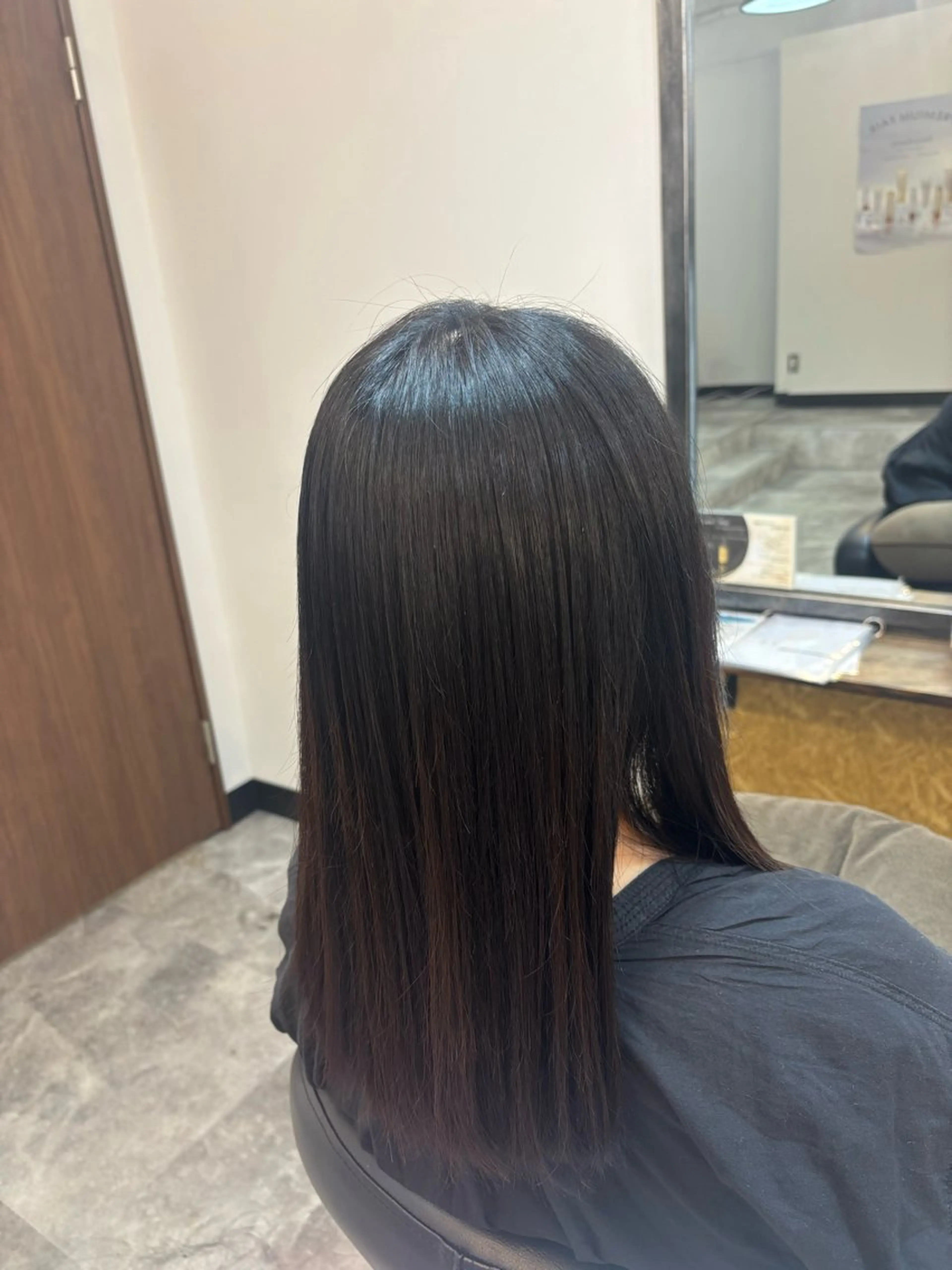 ロング カット ヘアカラー レディースカット無料 yuna🐇のヘアスタイル