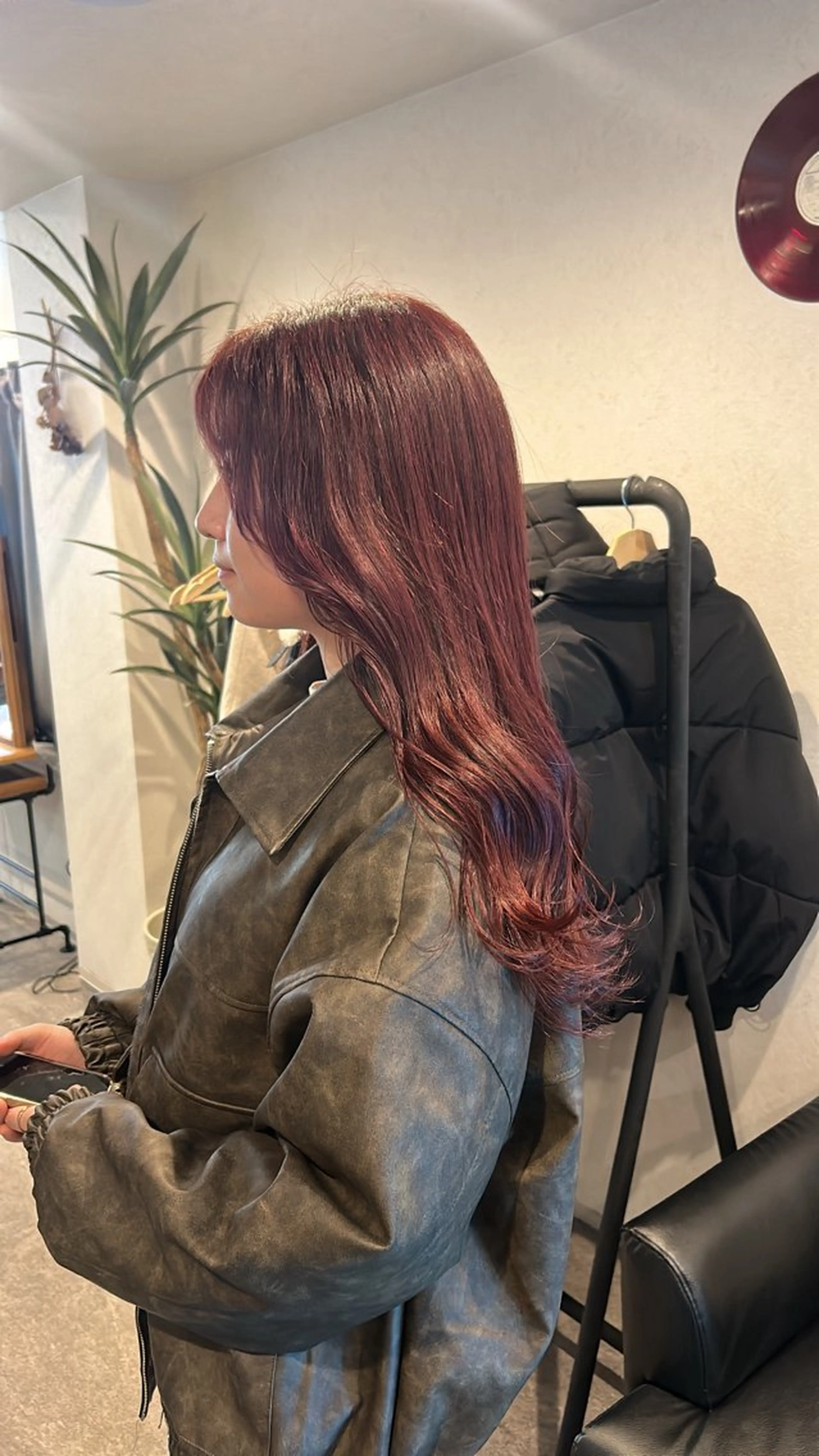 カラー カット ヘアカラー リーフレ所属・榊原 七菜花のヘアスタイル