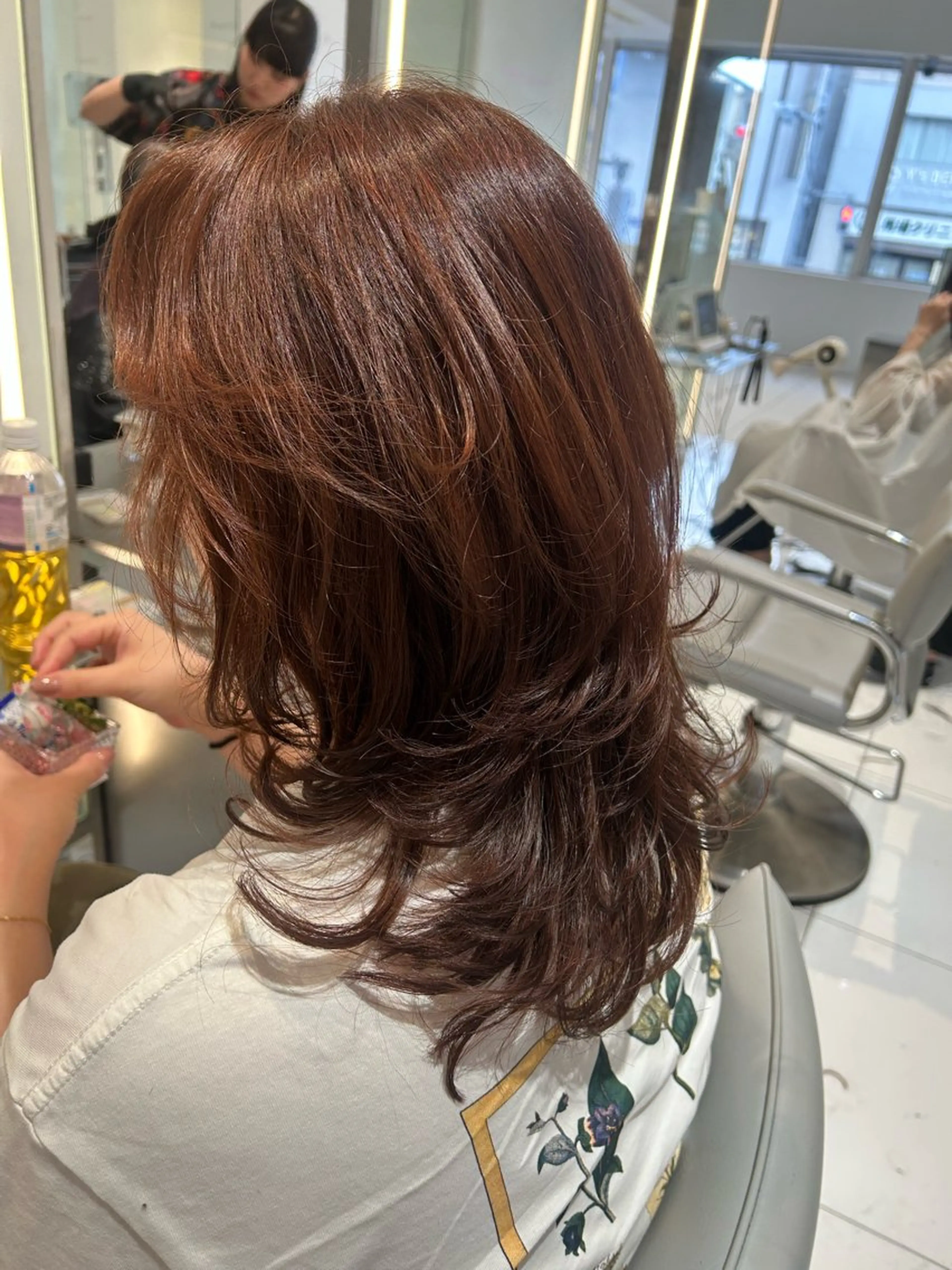 セミロング カラー ブラウンカラー オレンジ レイヤーカット カット ヘアカラー 丸みショート /nagisaのヘアスタイル