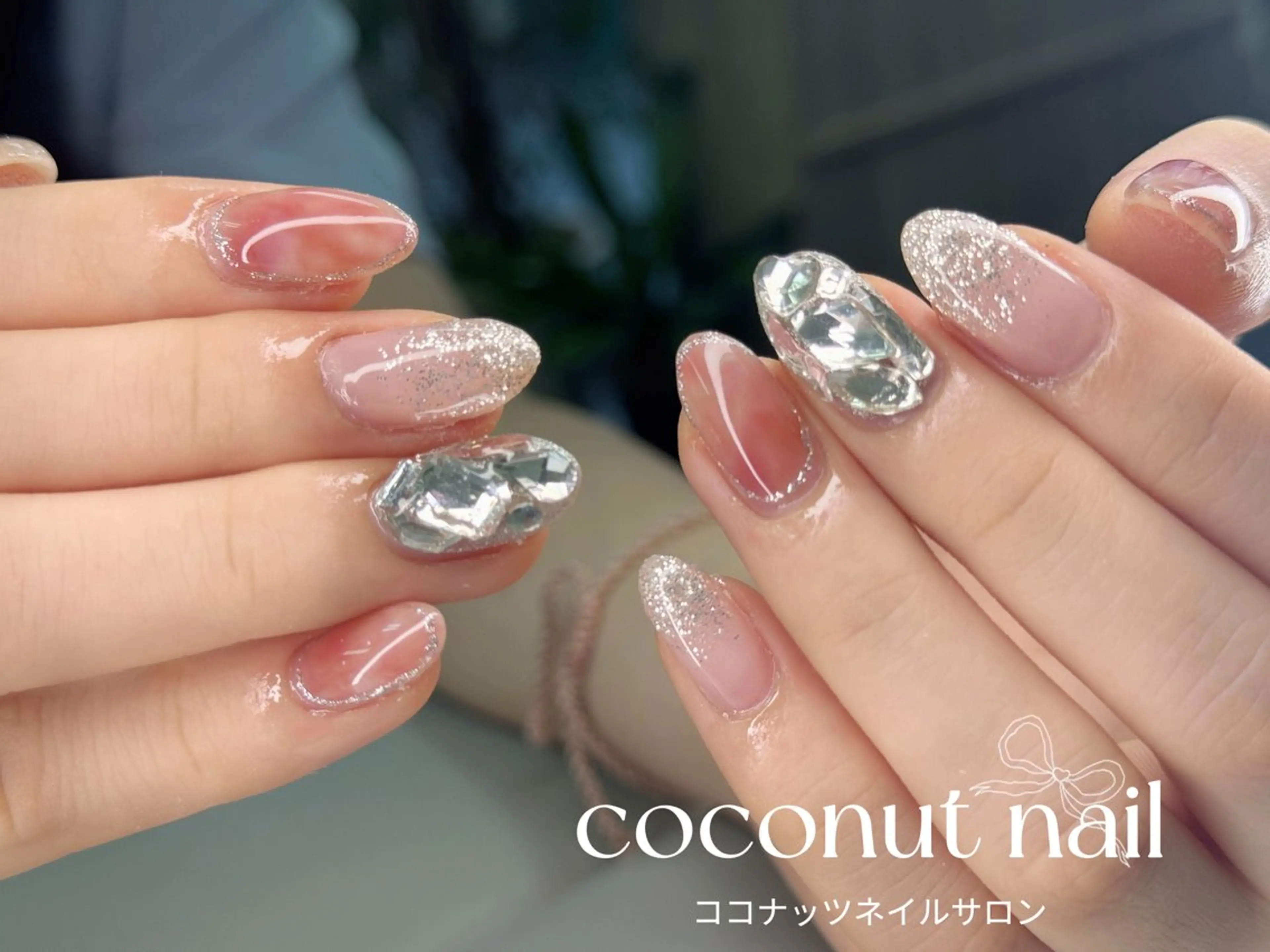 ネイル べっ甲ネイル フレンチネイル キラキラネイル マグネットネイル 大理石ネイル(マーブル) ハンドネイル 神田 ココナッツのネイルデザイン