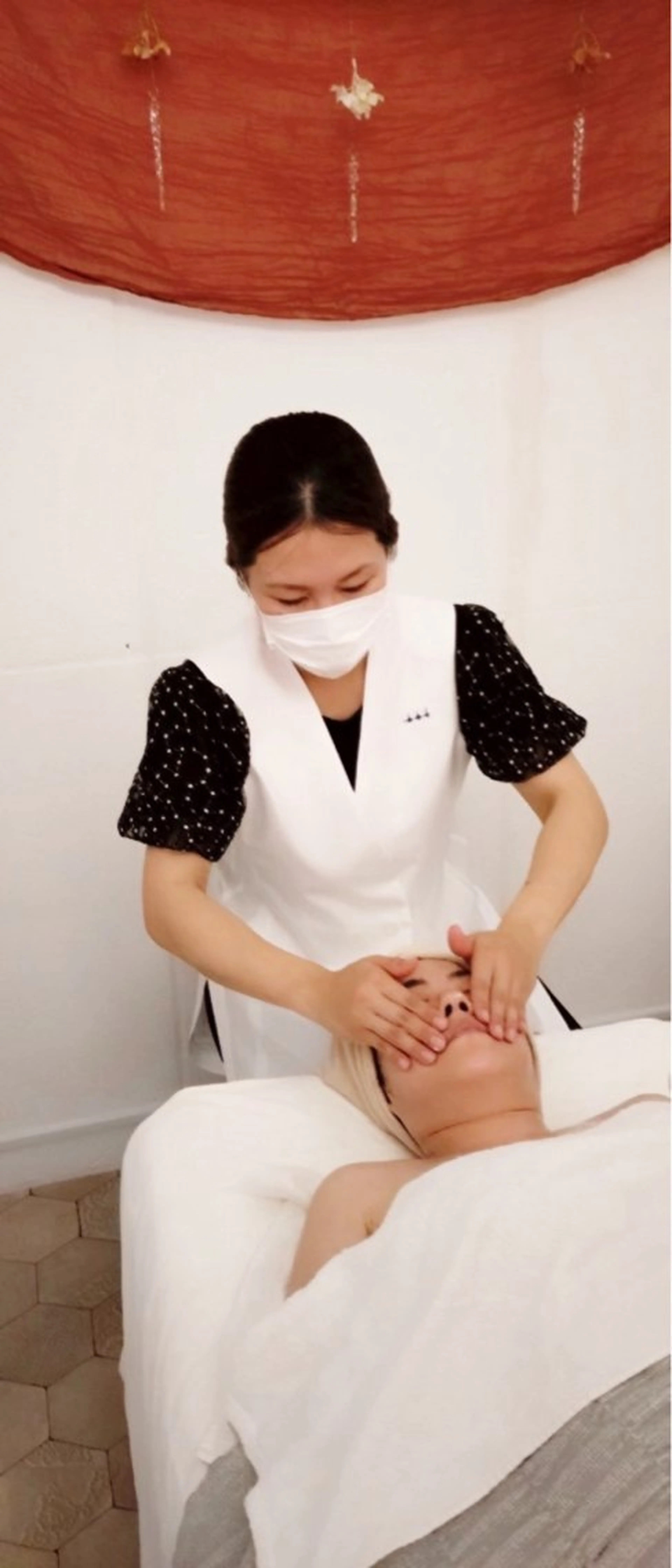 女性ホルモン専門看護師による美肌モニター様募集！ホームケアセット1ヶ月分付きの写真