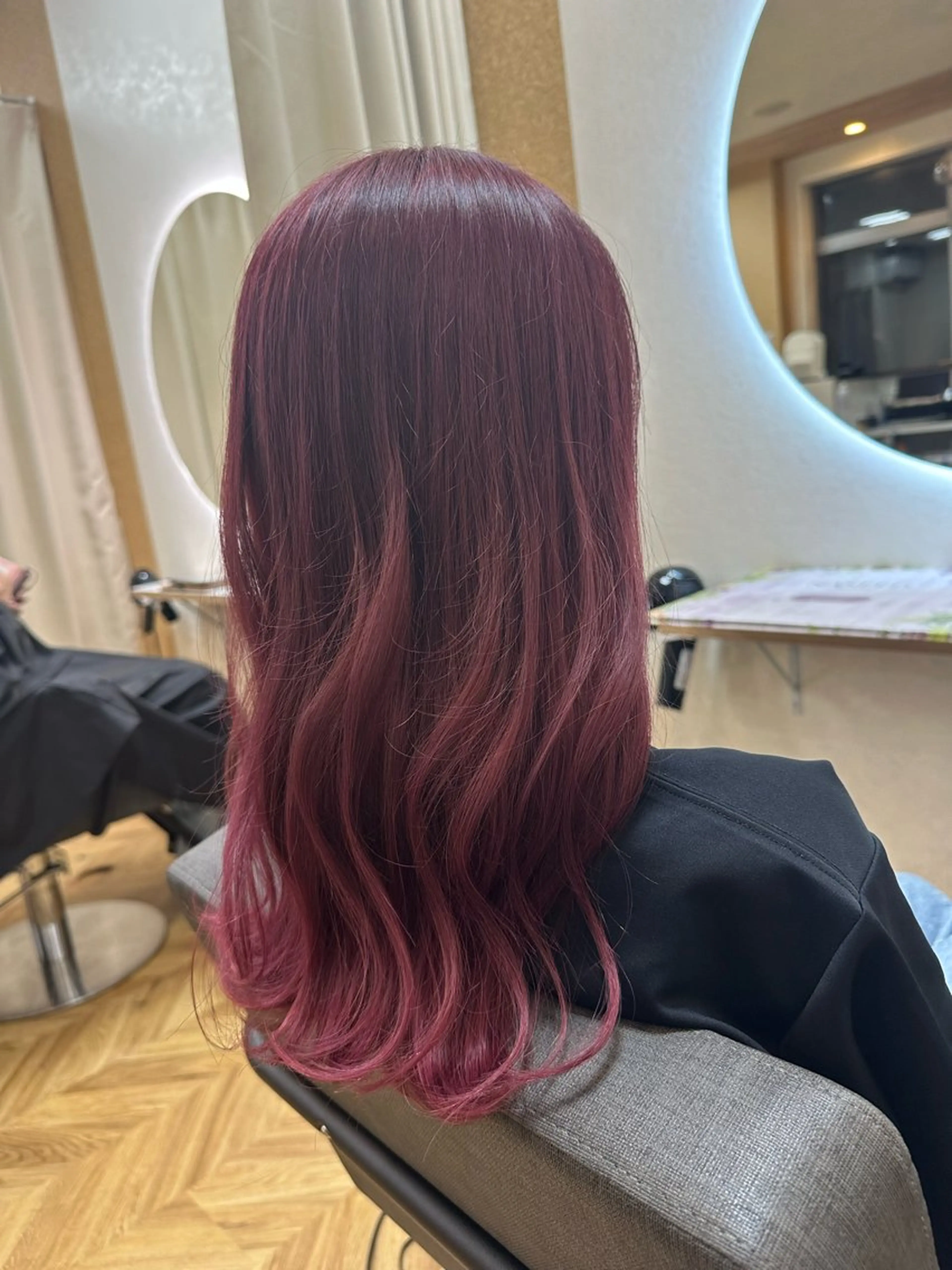 ロング TELA HAIR 大網店所属・TELAHAIRマネ ージャー島袋昂也のヘアスタイル