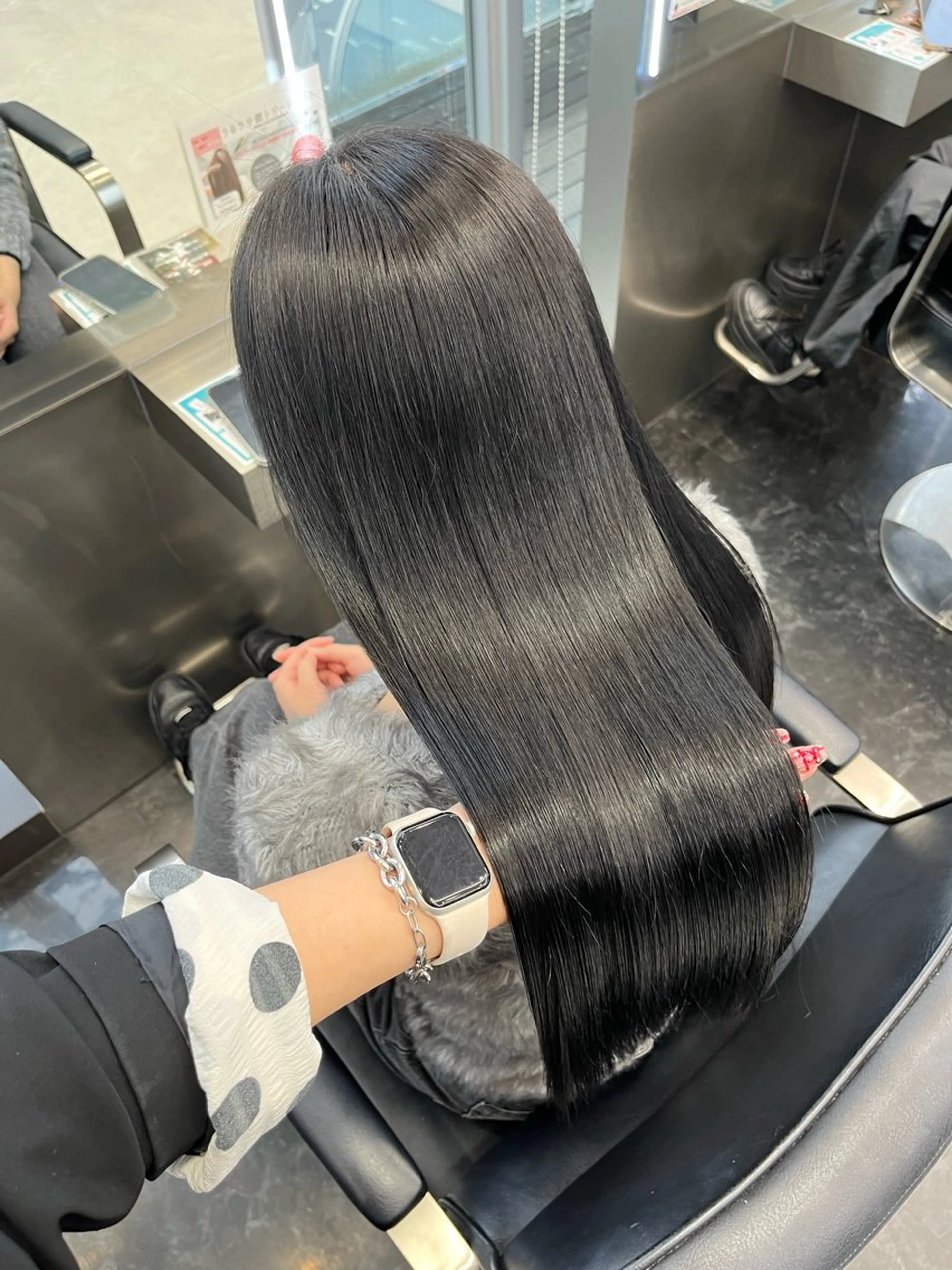 セミロング カラー ヘアアレンジ ヘアカラー トリートメント ヘアセット ハイトーン/透明感 髪質改善/rinaのヘアスタイル