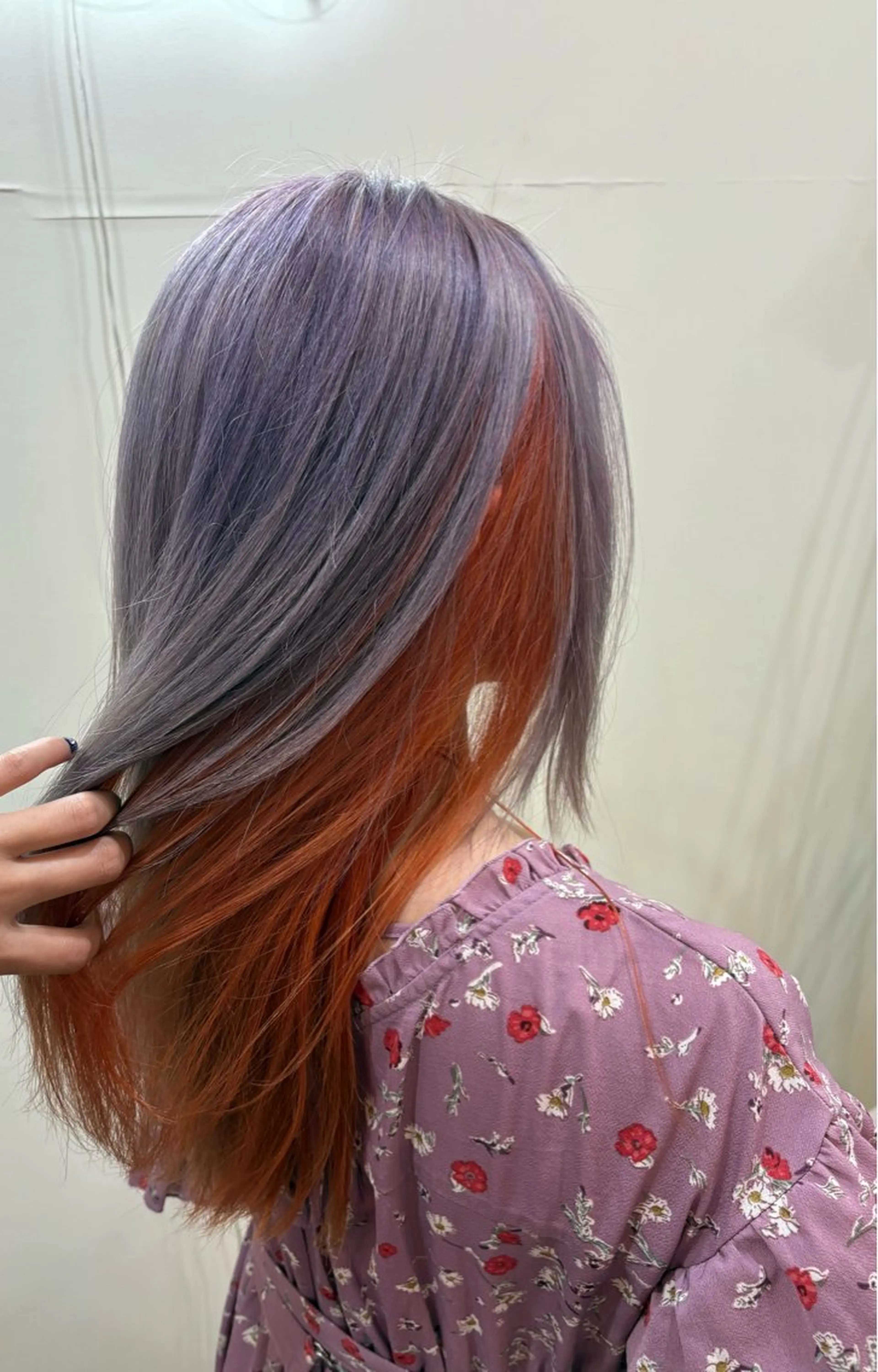 カラー ダブルカラー ヘアカラー 飯泉 夏琉のヘアスタイル