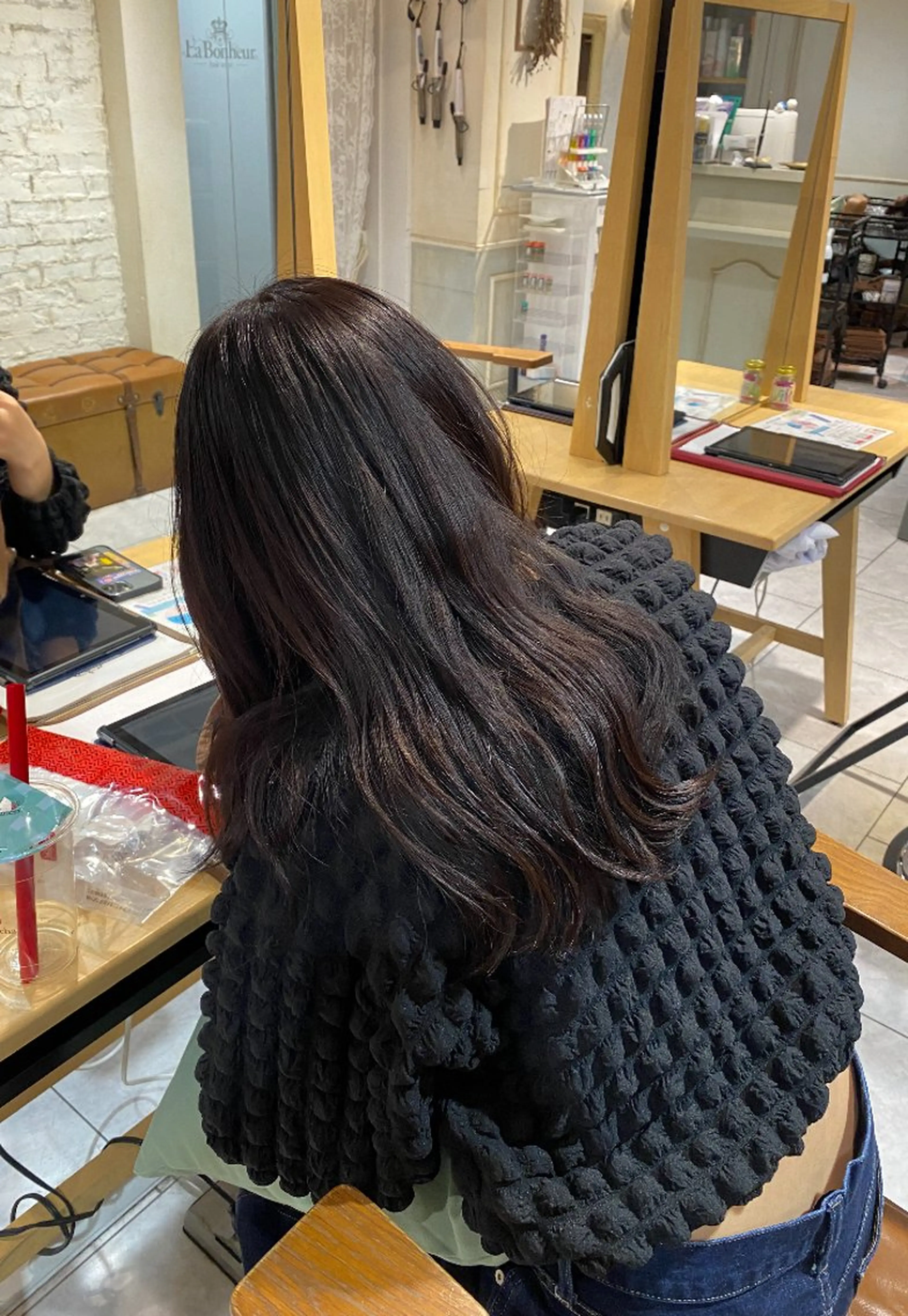 カラー イルミナカラー 上野 莉菜のヘアスタイル