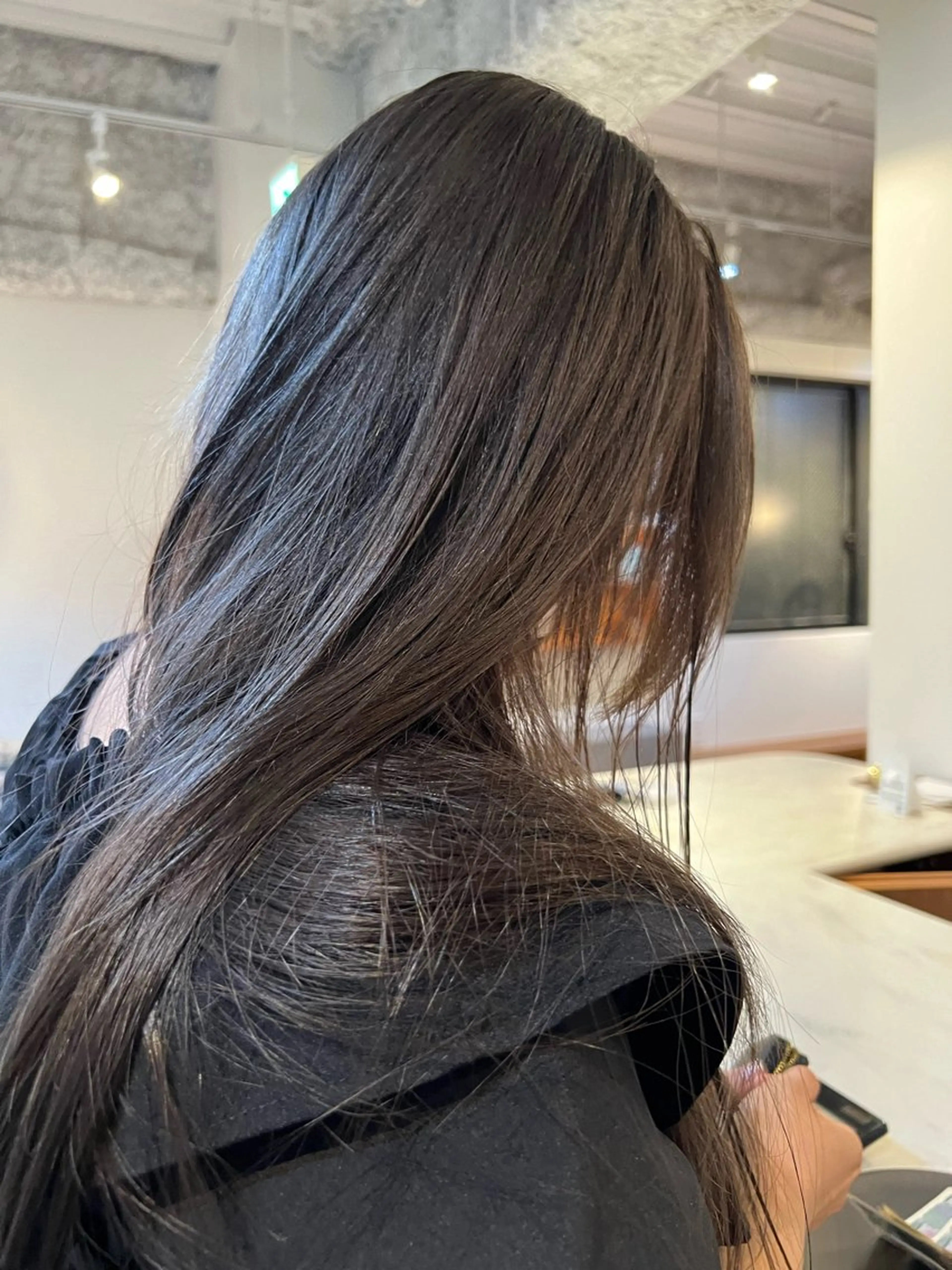 ミディアム カラー ブリーチ 透明感カラー ダブルカラー ヘアカラー 三谷 はるなのヘアスタイル