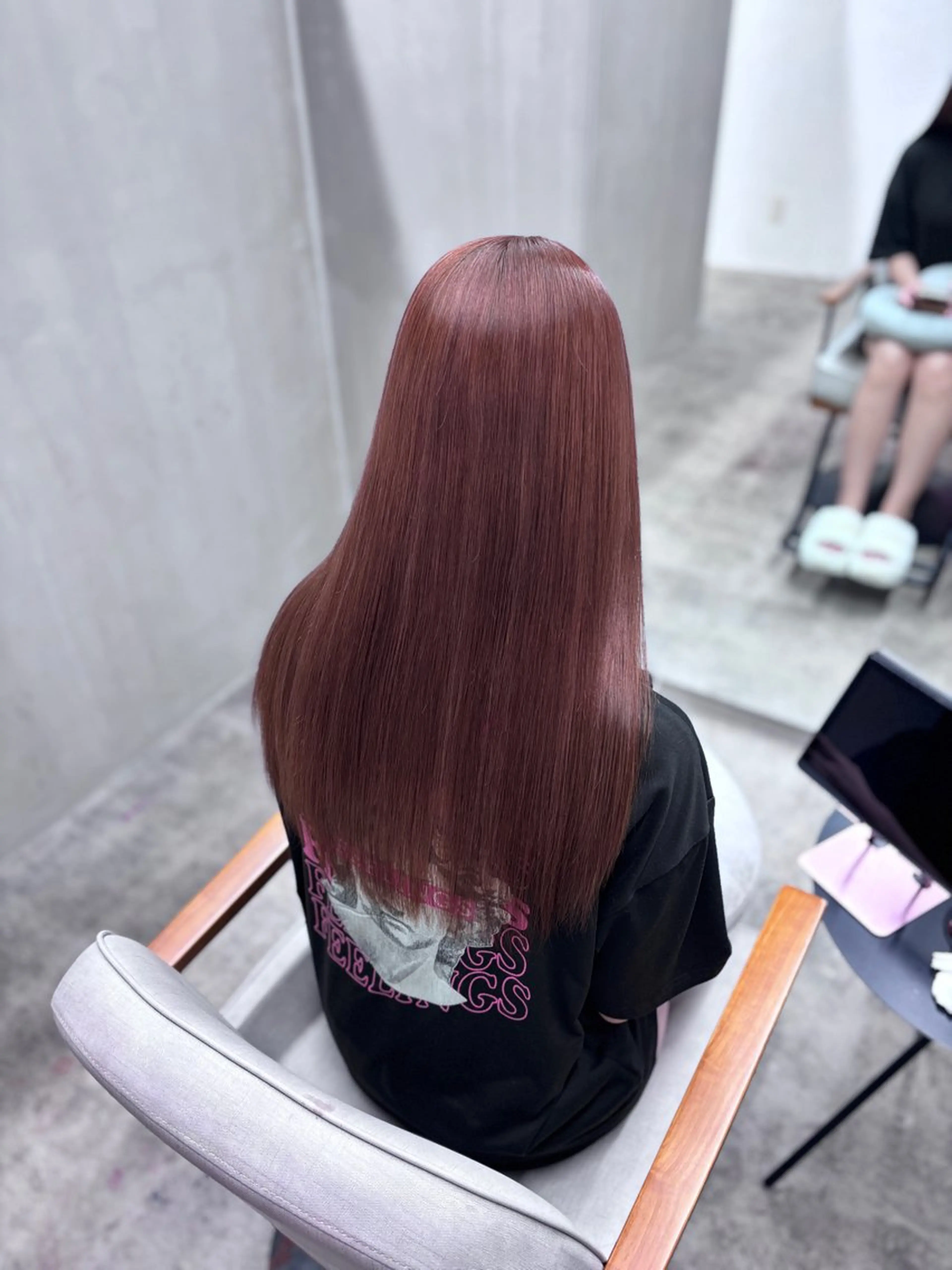 ロング ヘアカラー ILObymiloc ナナカのヘアスタイル