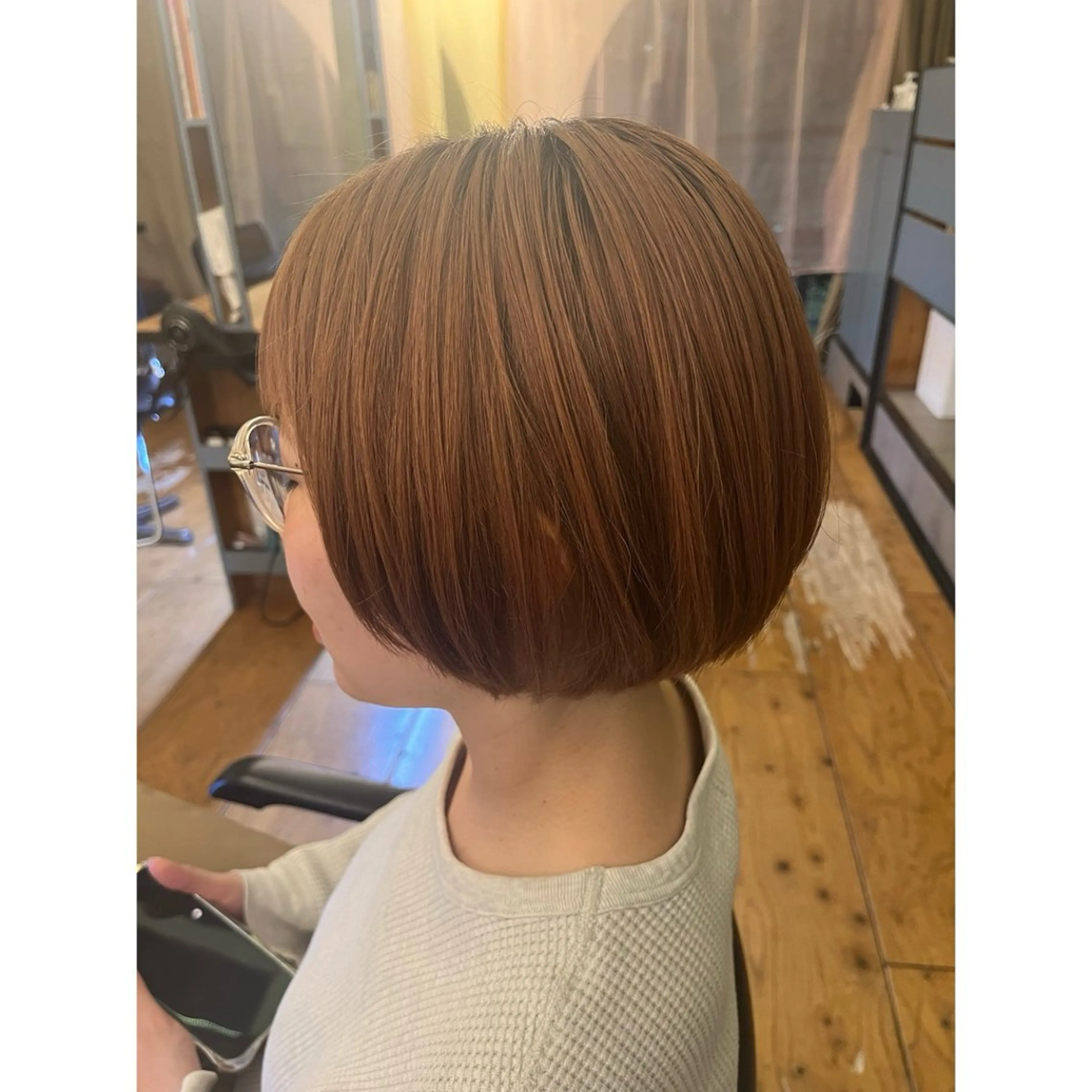 ショート カラー ブリーチ オレンジ カット ヘアカラー トリートメント Lagom なかだのヘアスタイル