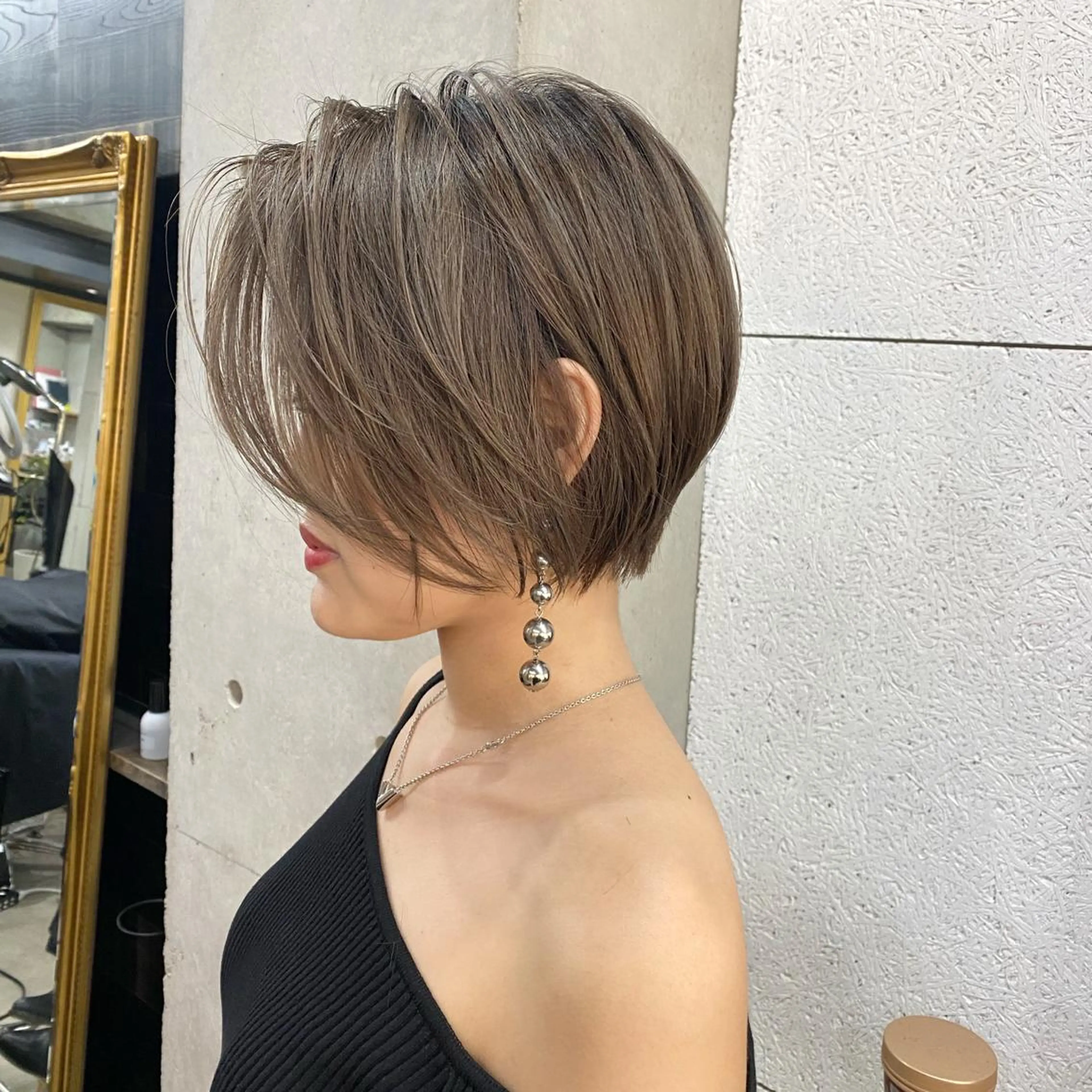 ショート カラー ネイル マツエク・マツパ ショートヘア ショートネイル 中山 天地のヘアスタイル