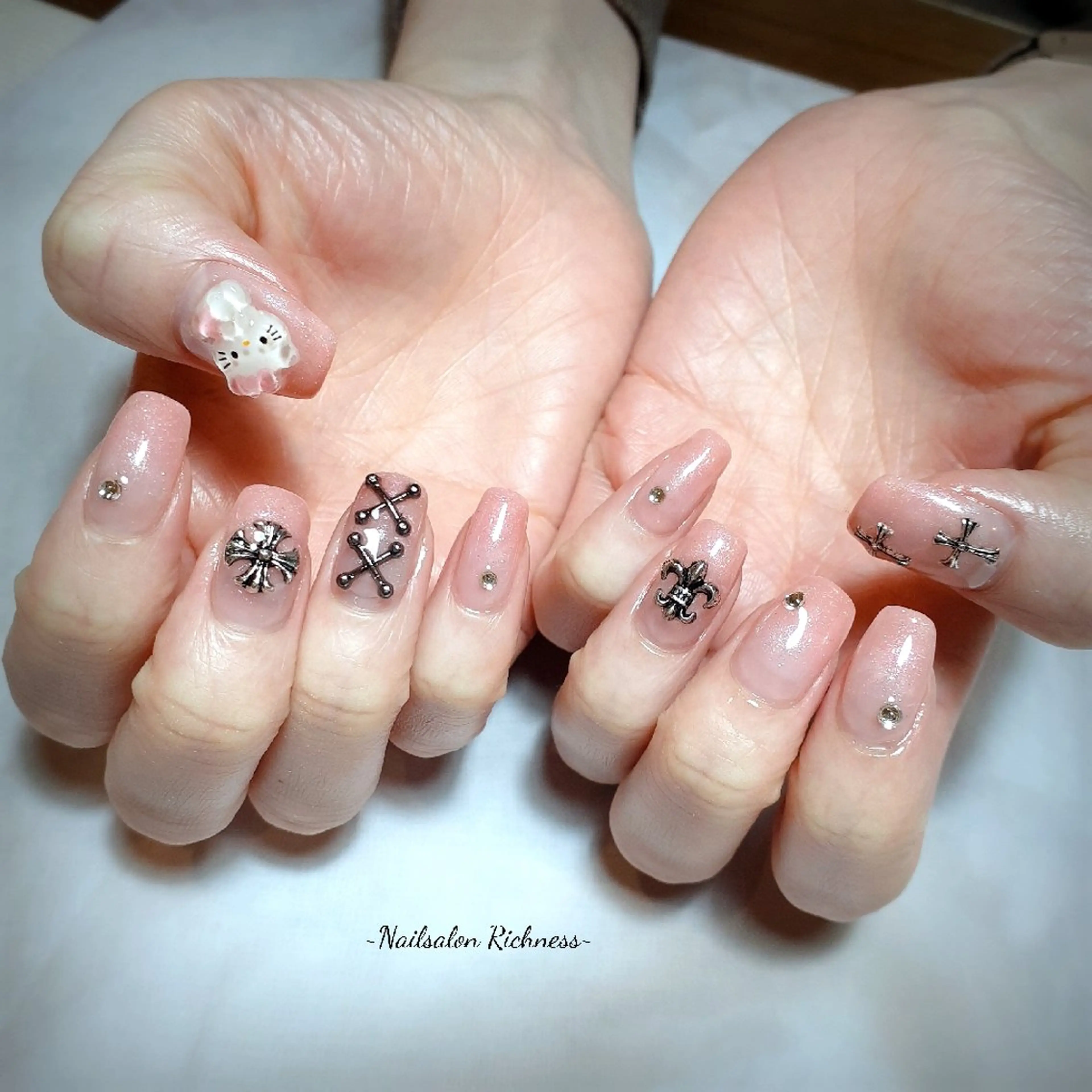 ネイル 持ち込み ハンドネイル I. Yukariのネイルデザイン