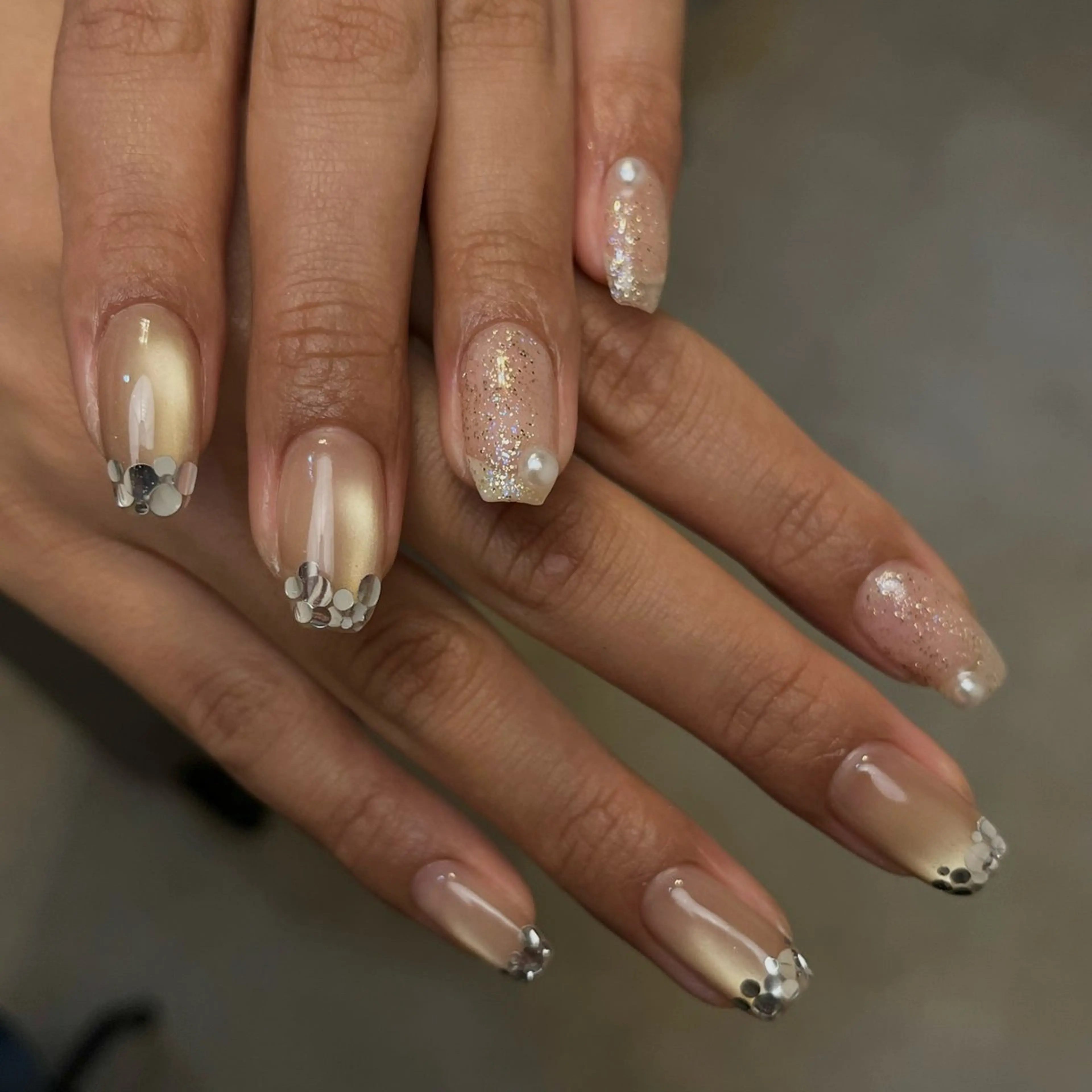 ネイル ハンドネイル aiu  ｱｲﾕｰ ちひろのネイルデザイン