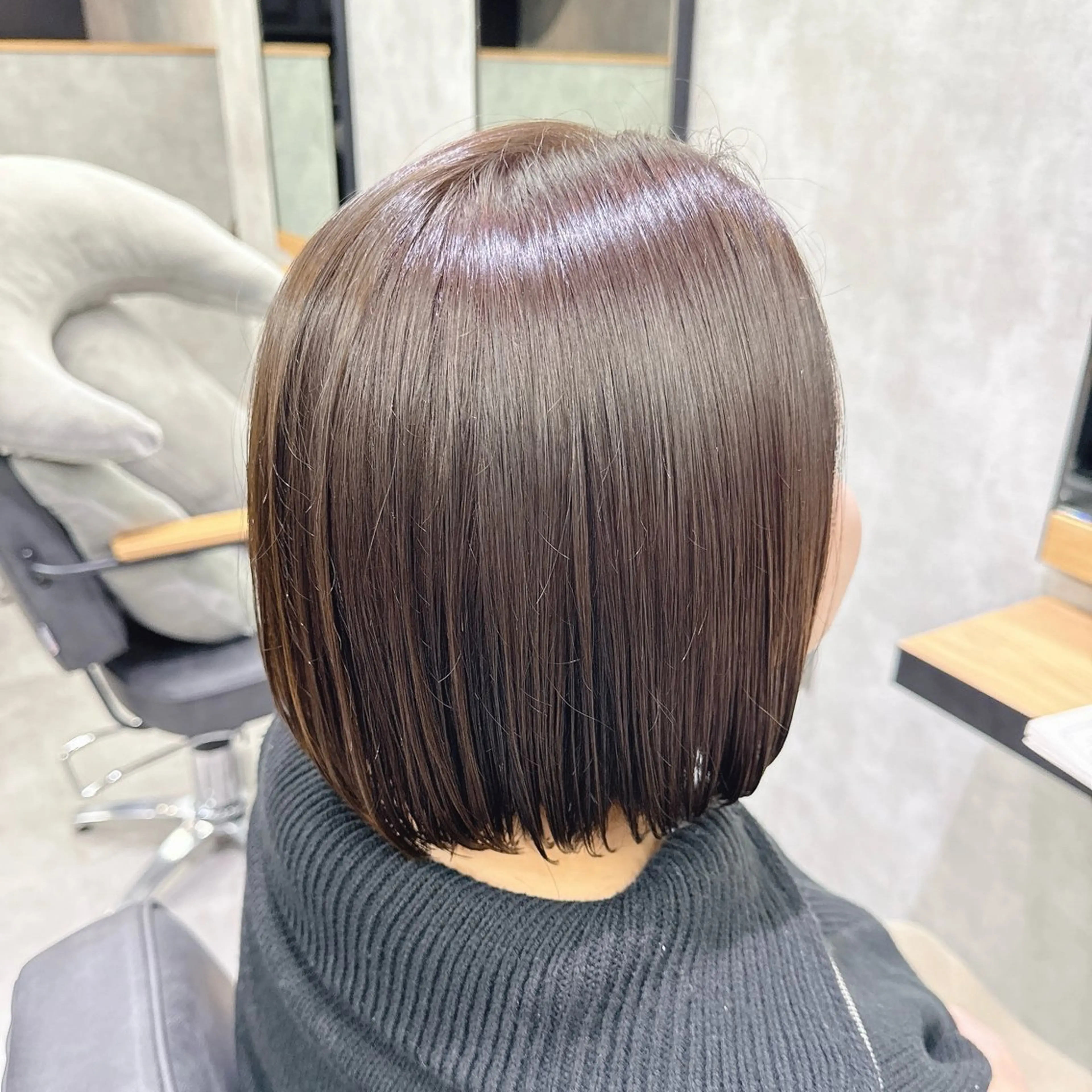 カラー Chlan 岡本所属・中内 美空のヘアスタイル
