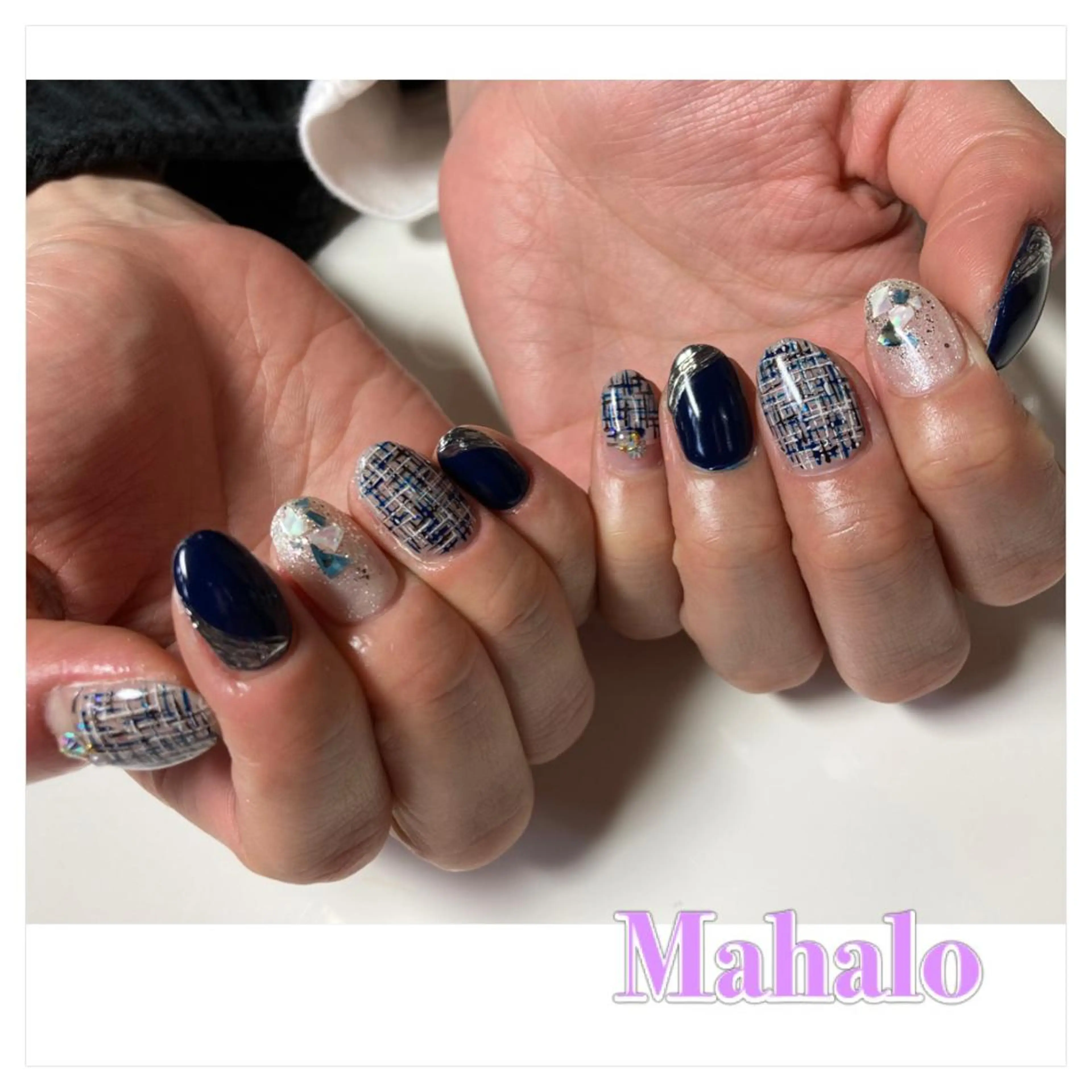 ネイル ジェルネイル ラメ(グリッター) ネイビー ホワイト Nail Salon Mahaloのネイルデザイン