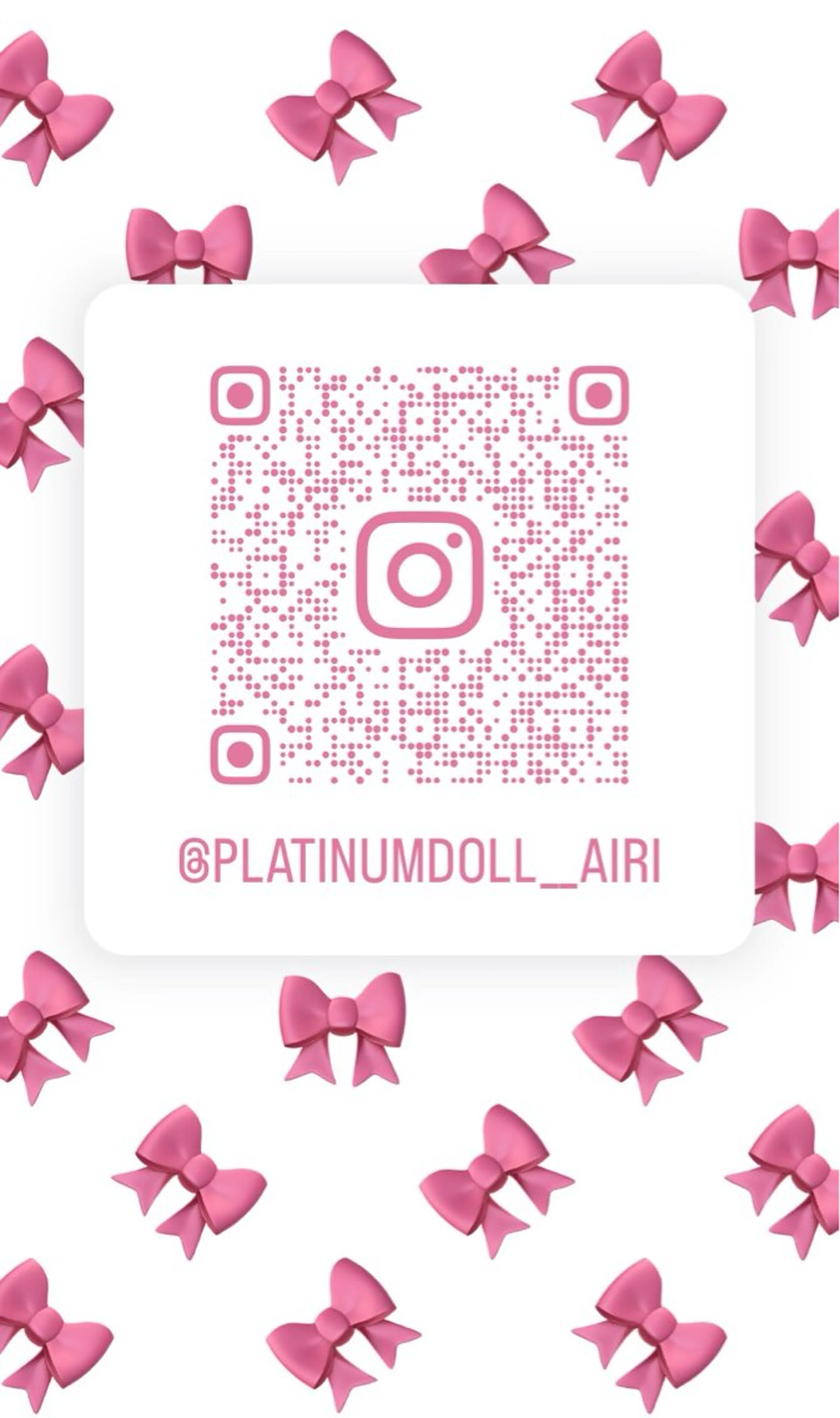 PLATINUM DOLL アイリ💚のマツエク・マツパデザイン