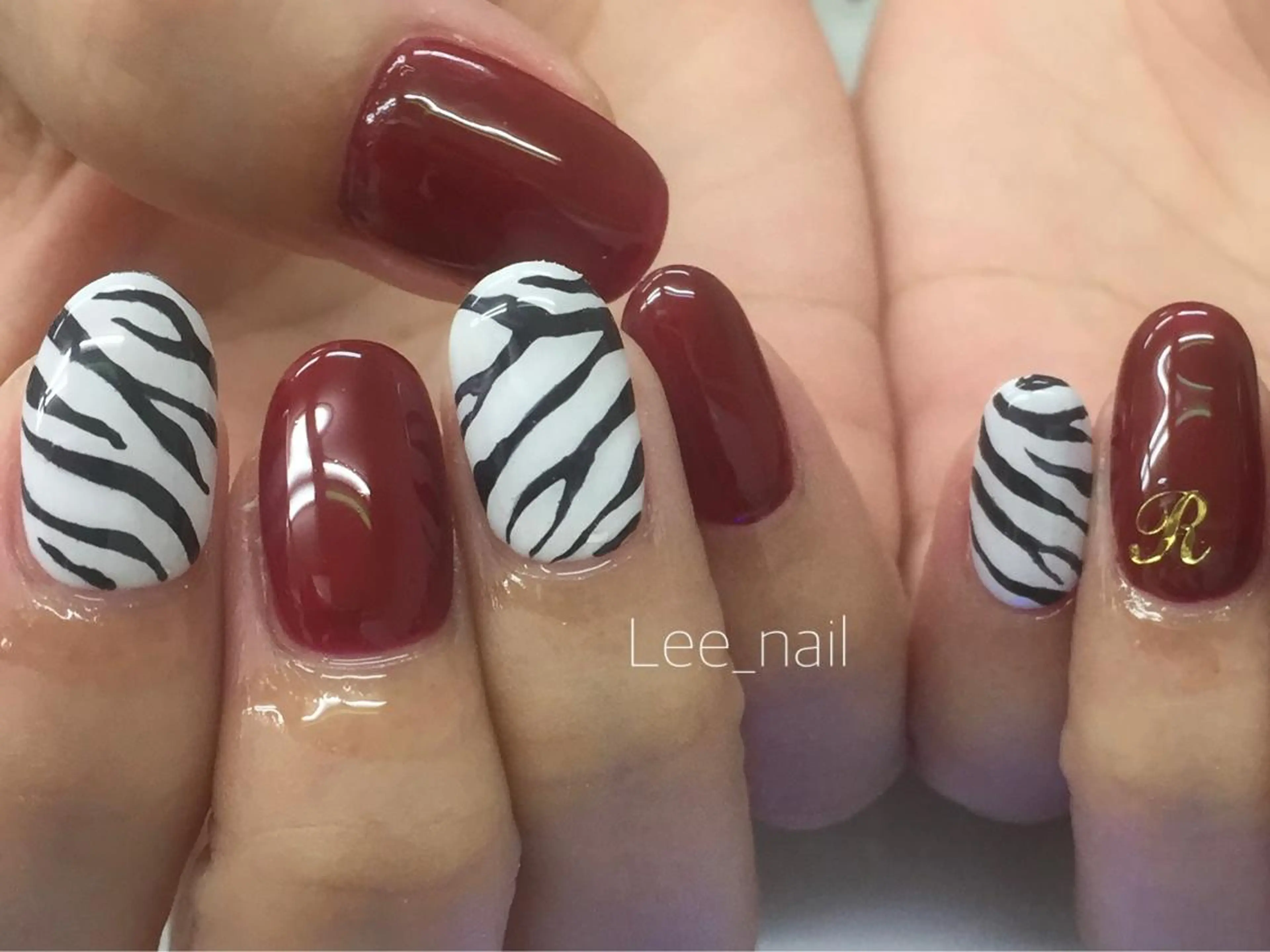 ネイル アニマル柄 ボルドー ハンドネイル Lee_ nailのネイルデザイン