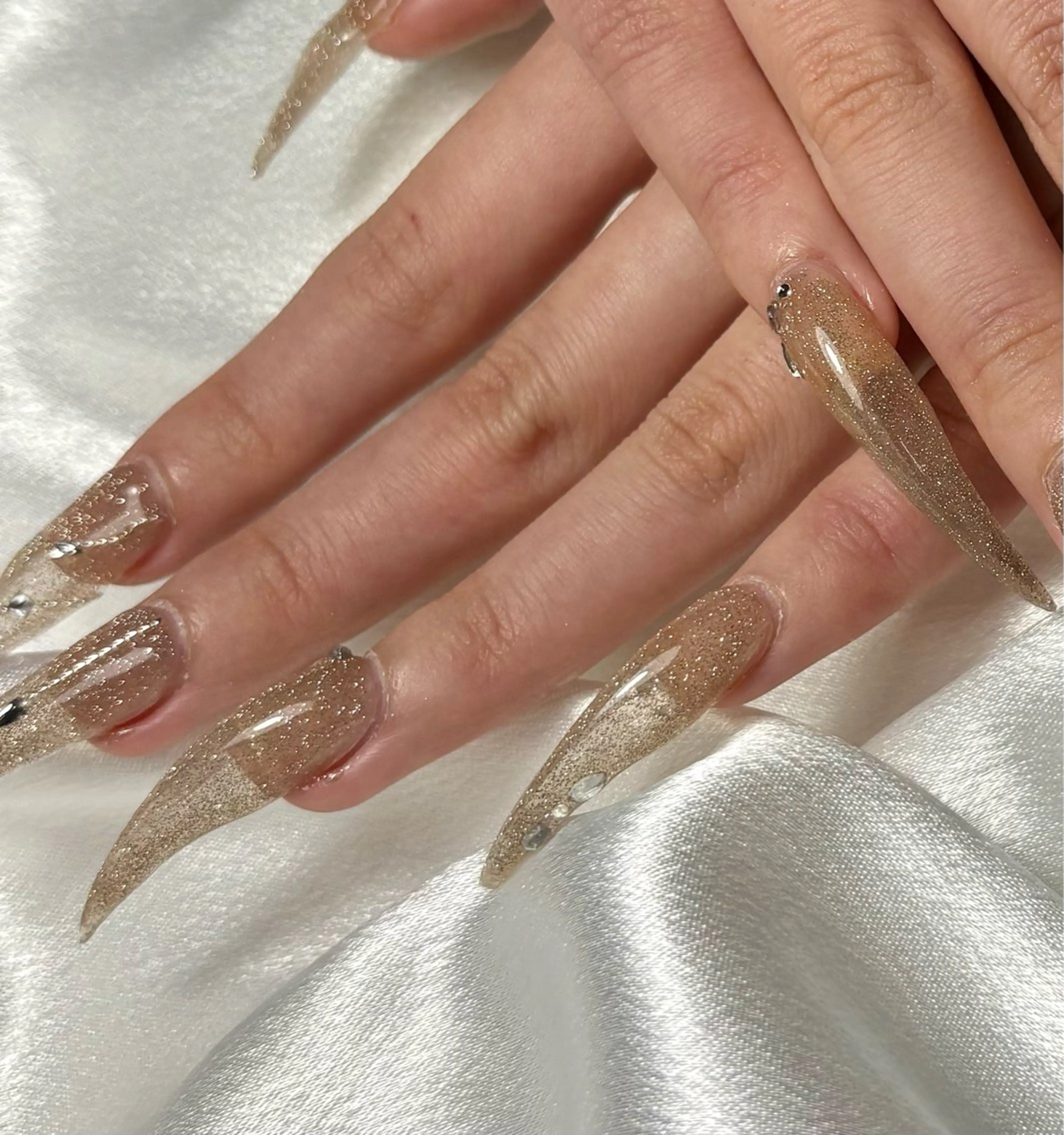 ロング 国本 紗恵子のネイルデザイン
