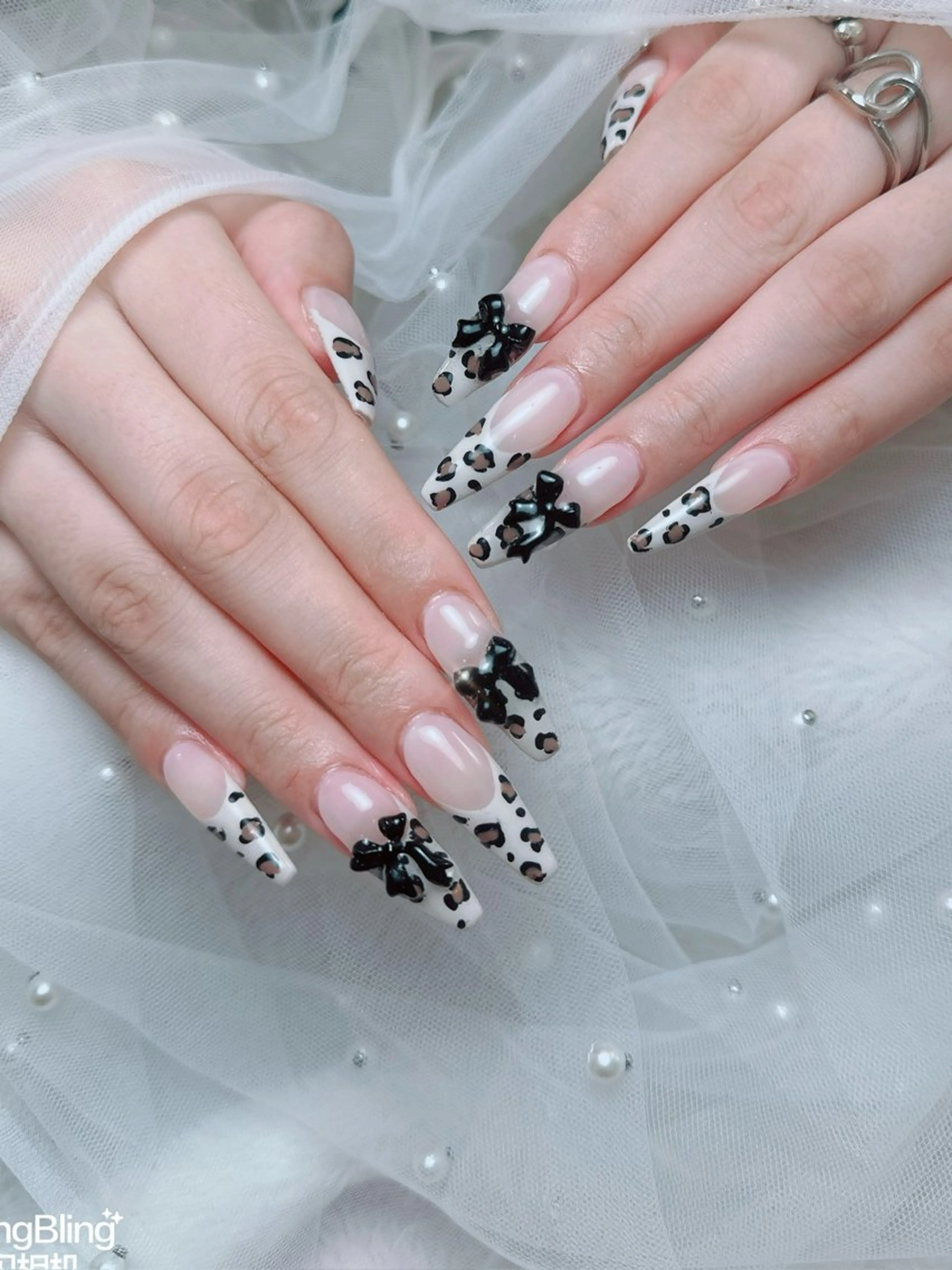 🩷チップ長だし🩷10本アート(手描きあり)パーツ・シールつけ放題の写真