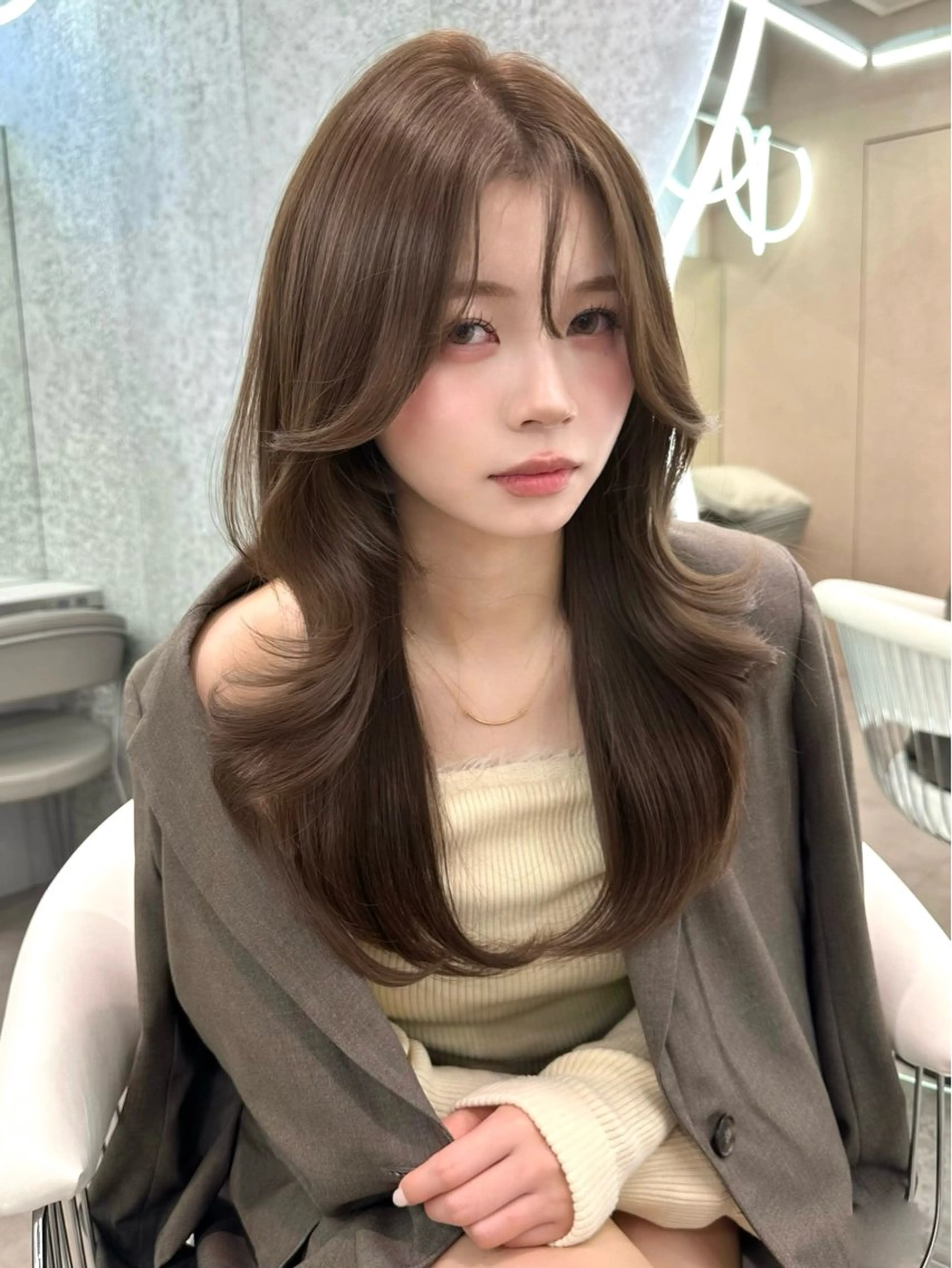 ミディアム カット ヘアカラー トリートメント ブリーチなし髪質改善 🎀GLROW のんのヘアスタイル