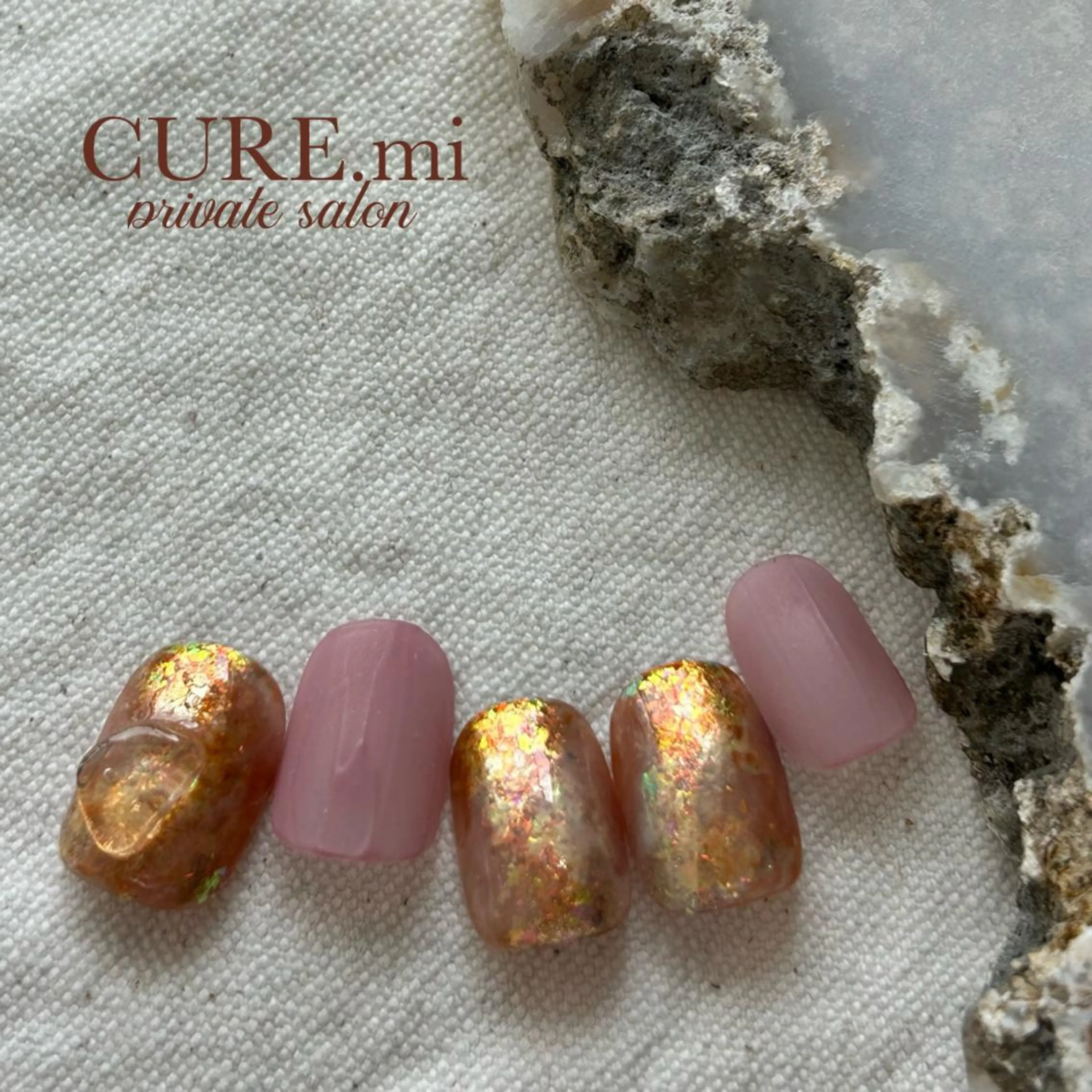 ネイル ニュアンスネイル ハンドネイル ハンドケア CURE.mi所属・伊藤 美香のネイルデザイン