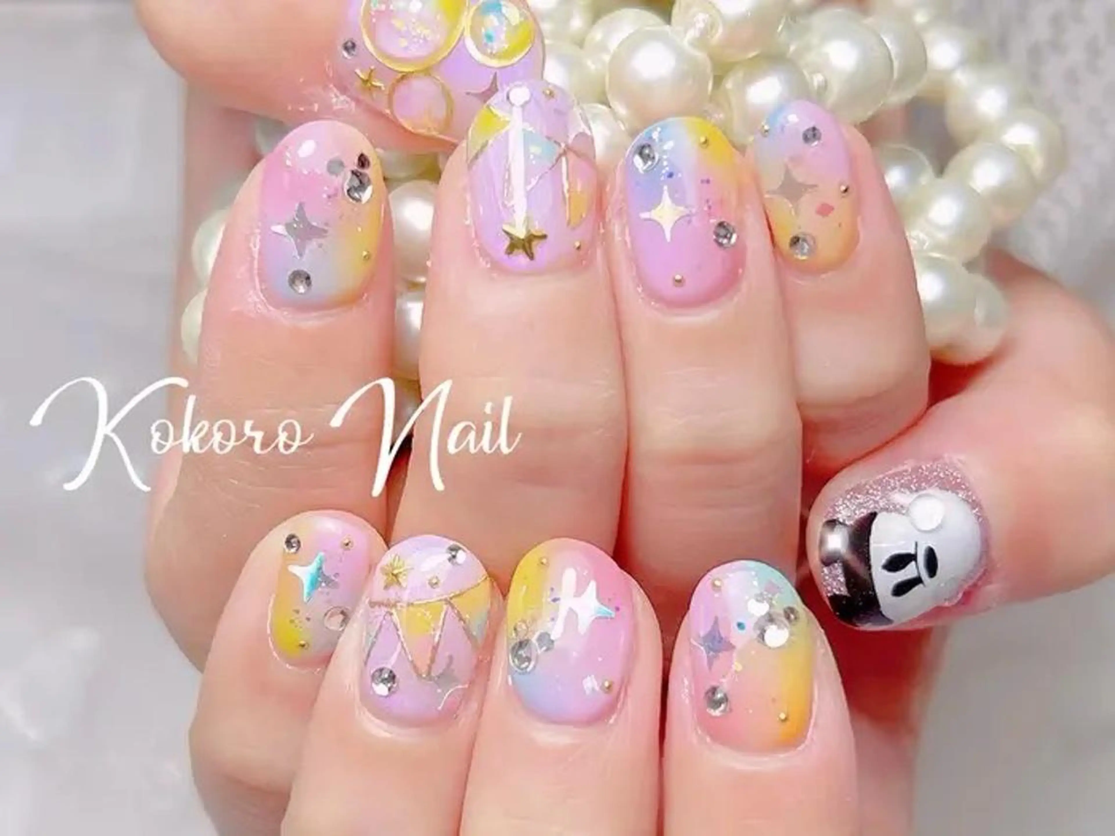 ネイル ハンドネイル ハンドケア 🎀ナナ 🎀のネイルデザイン
