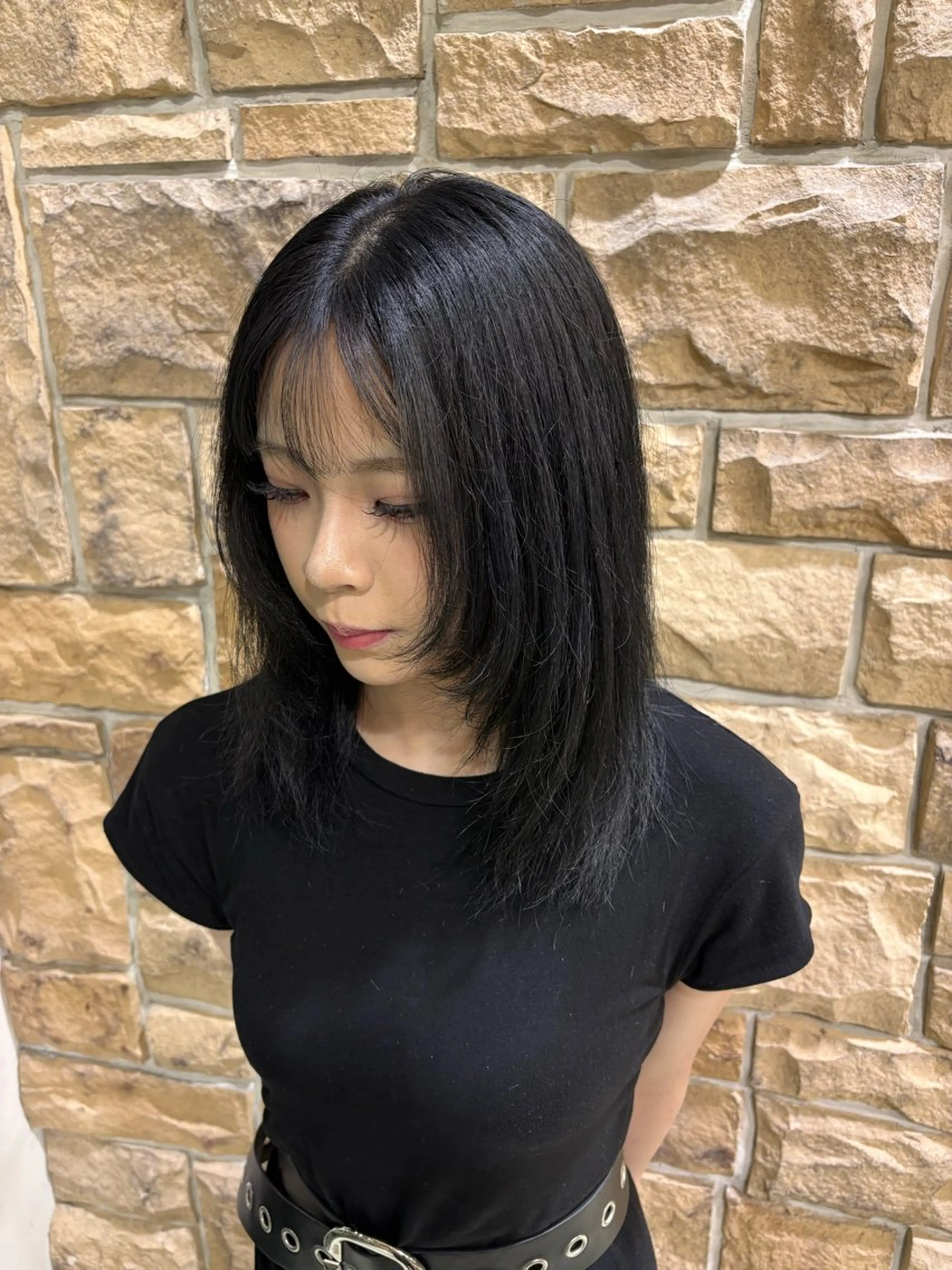 セミロング ヘアカラー 透明感カラー🫧/ ブリーチ🇰🇷れいのヘアスタイル