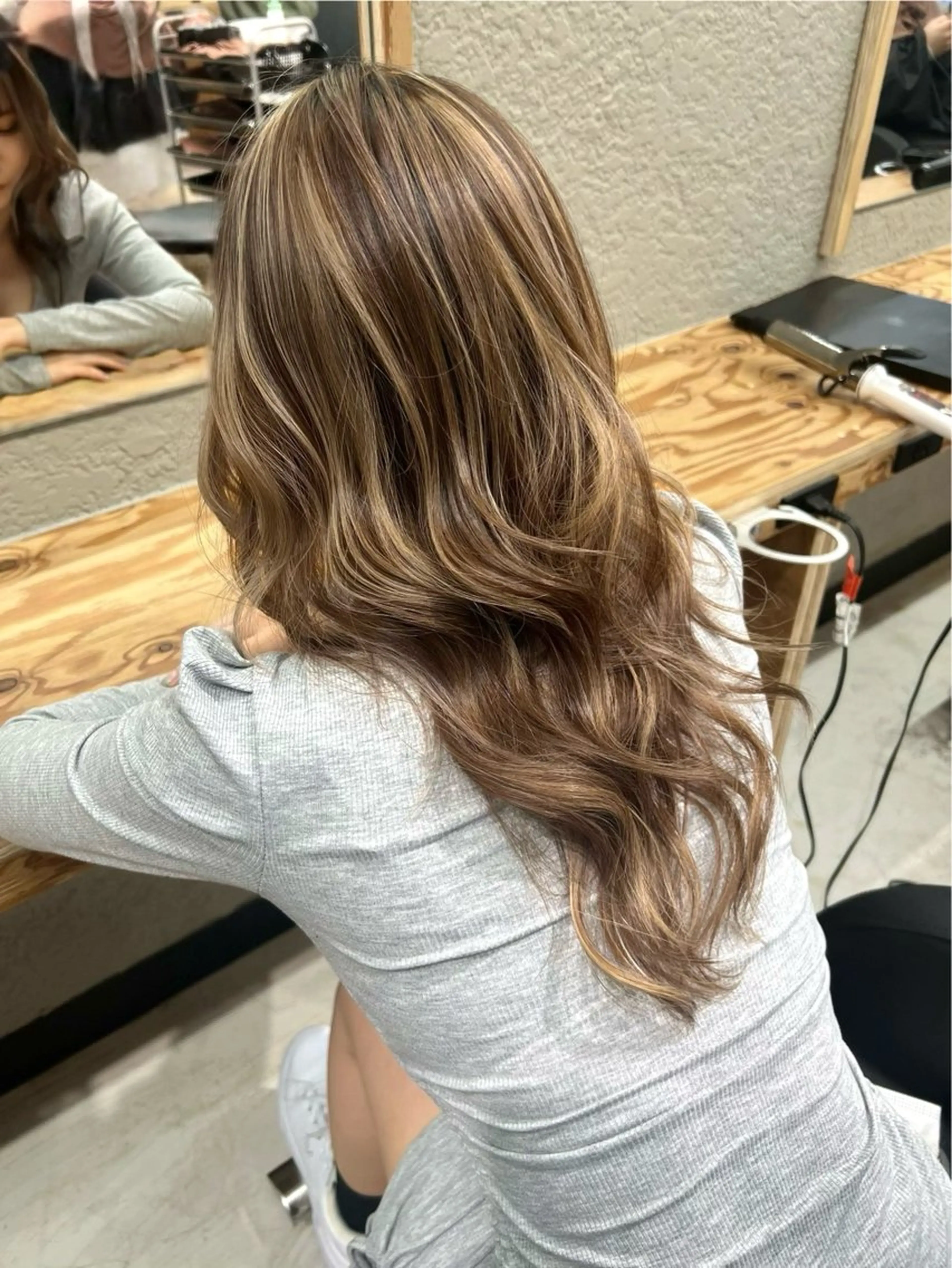 セミロング カラー 💖難波レイヤー カット💖ツバサのヘアスタイル
