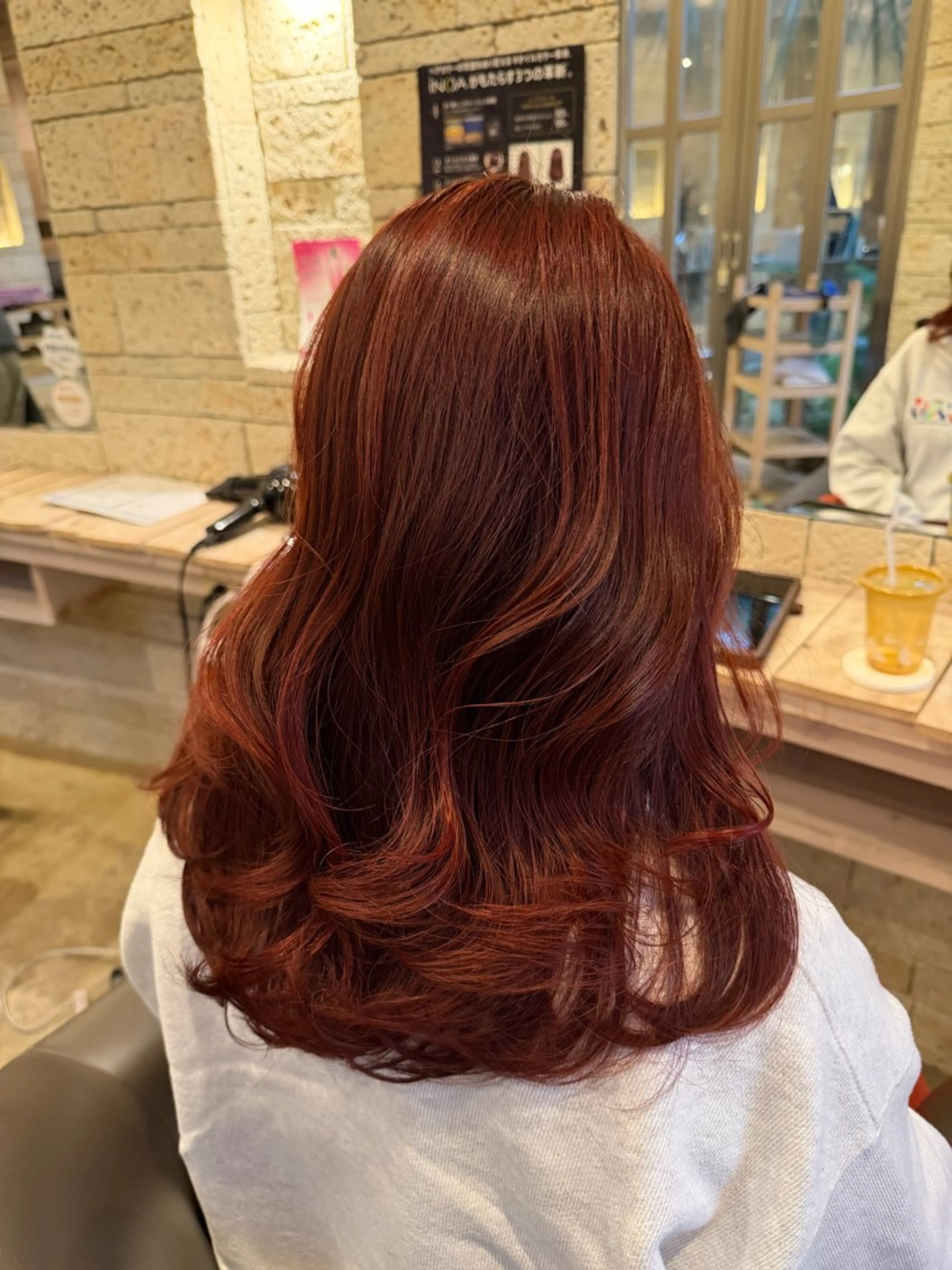 カラー ブリーチ ブラウンカラー ブリーチなしカラー レッドカラー 髪質改善 パーマ/艶カラー/ 髪質改善/伊藤愛麻のヘアスタイル