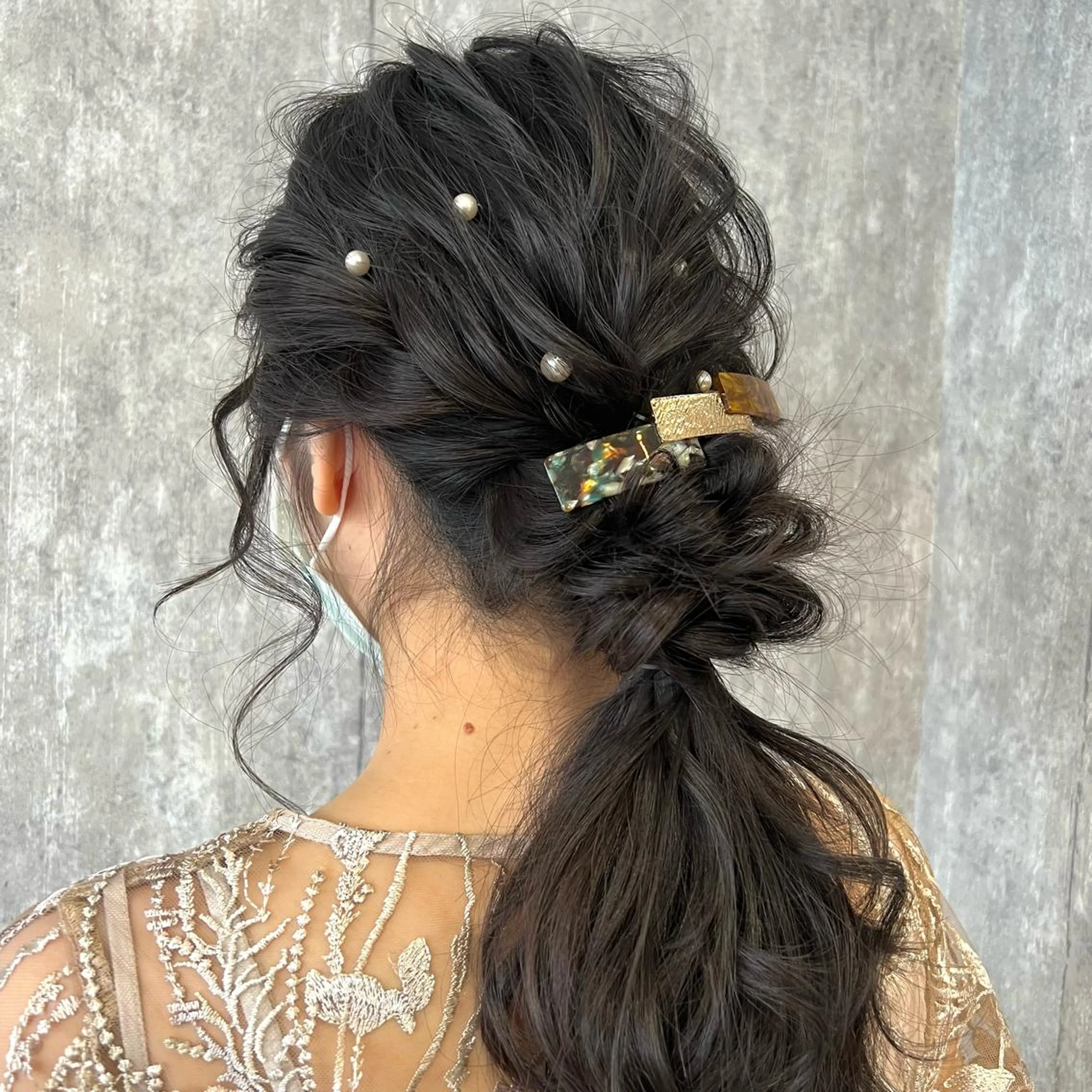 ロング カラー ヘアアレンジ ヘアセット TIDEHAIR SHIHOのヘアスタイル