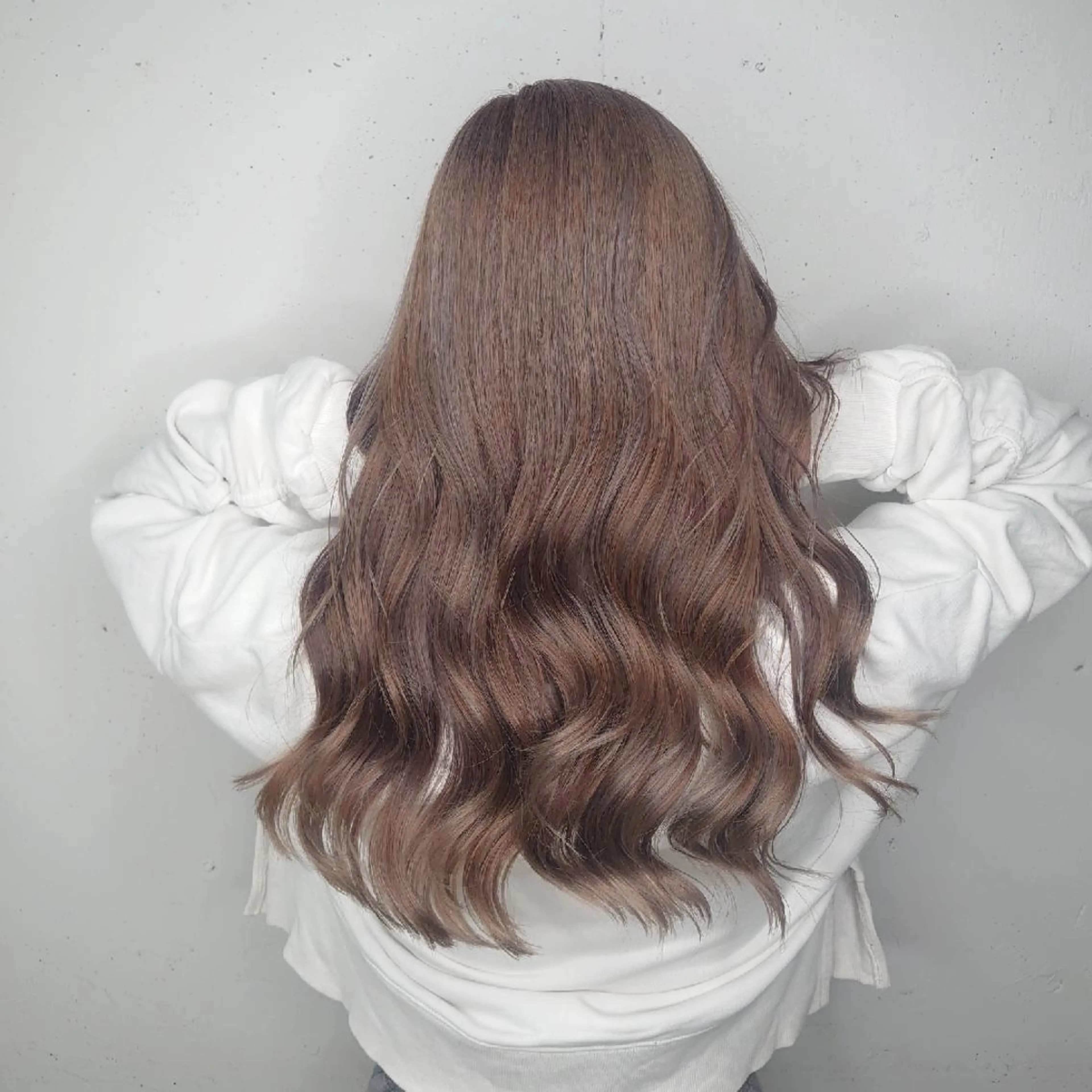 セミロング カット ヘアカラー E Komo hair所属・Wow❕E Komo hair 永井一輝のヘアスタイル