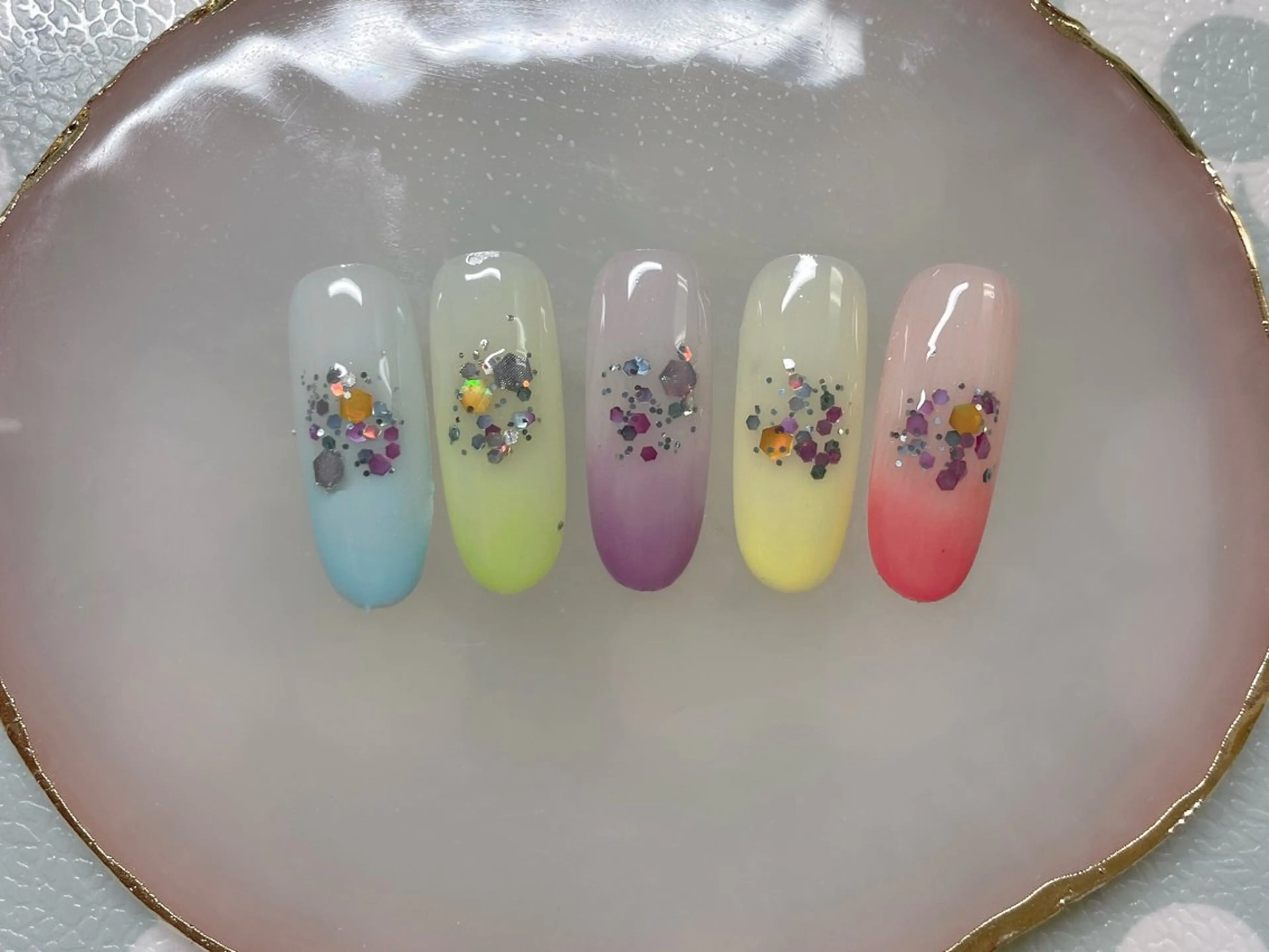 ネイル グラデーション MIKIネイル YoYoのネイルデザイン