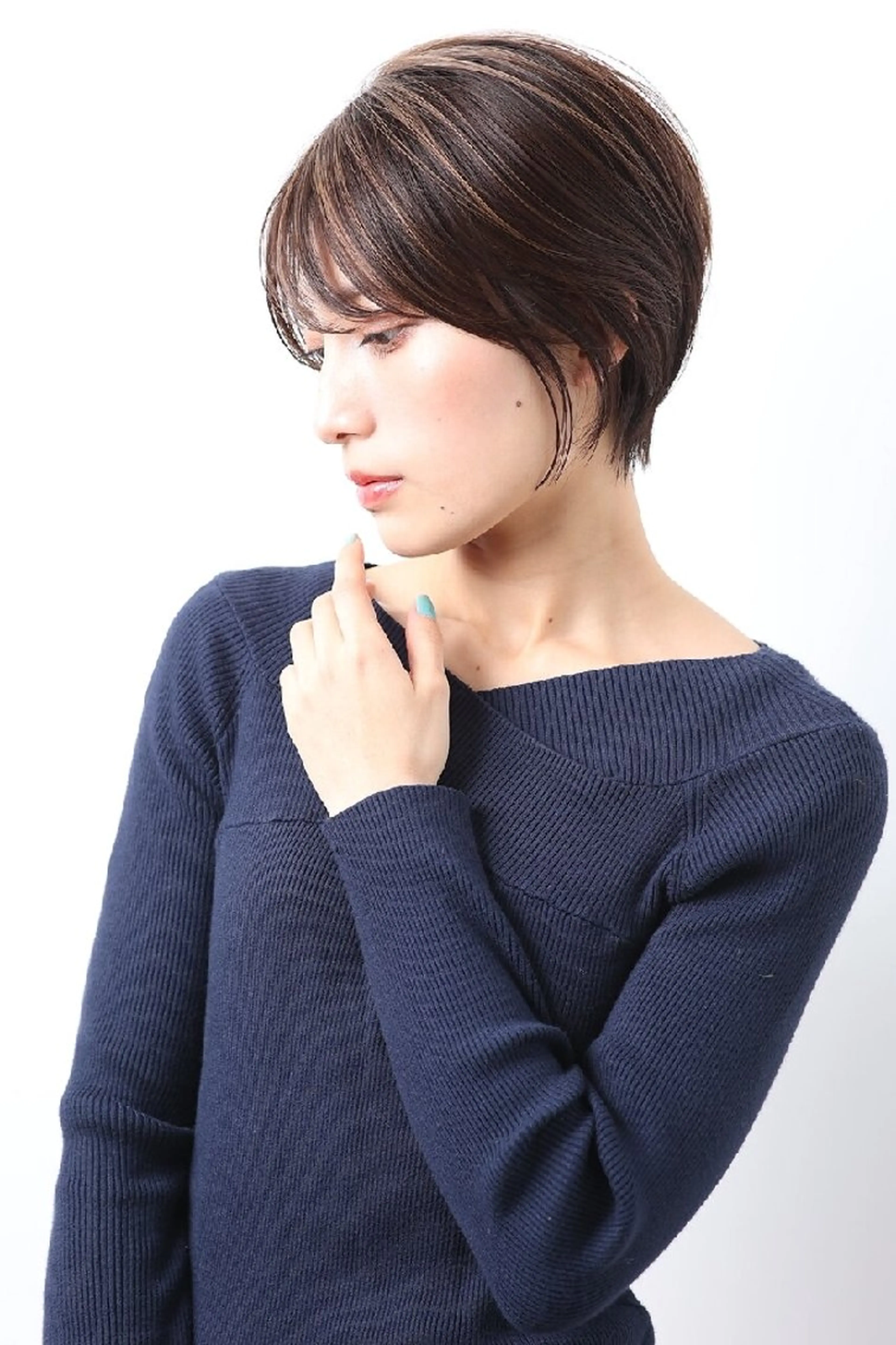 【No.3人気💫】カット+白髪ぼかしハイライトカラー+Aujuaプレミアムトリートメント　超お得平日限定プラン⭐の写真