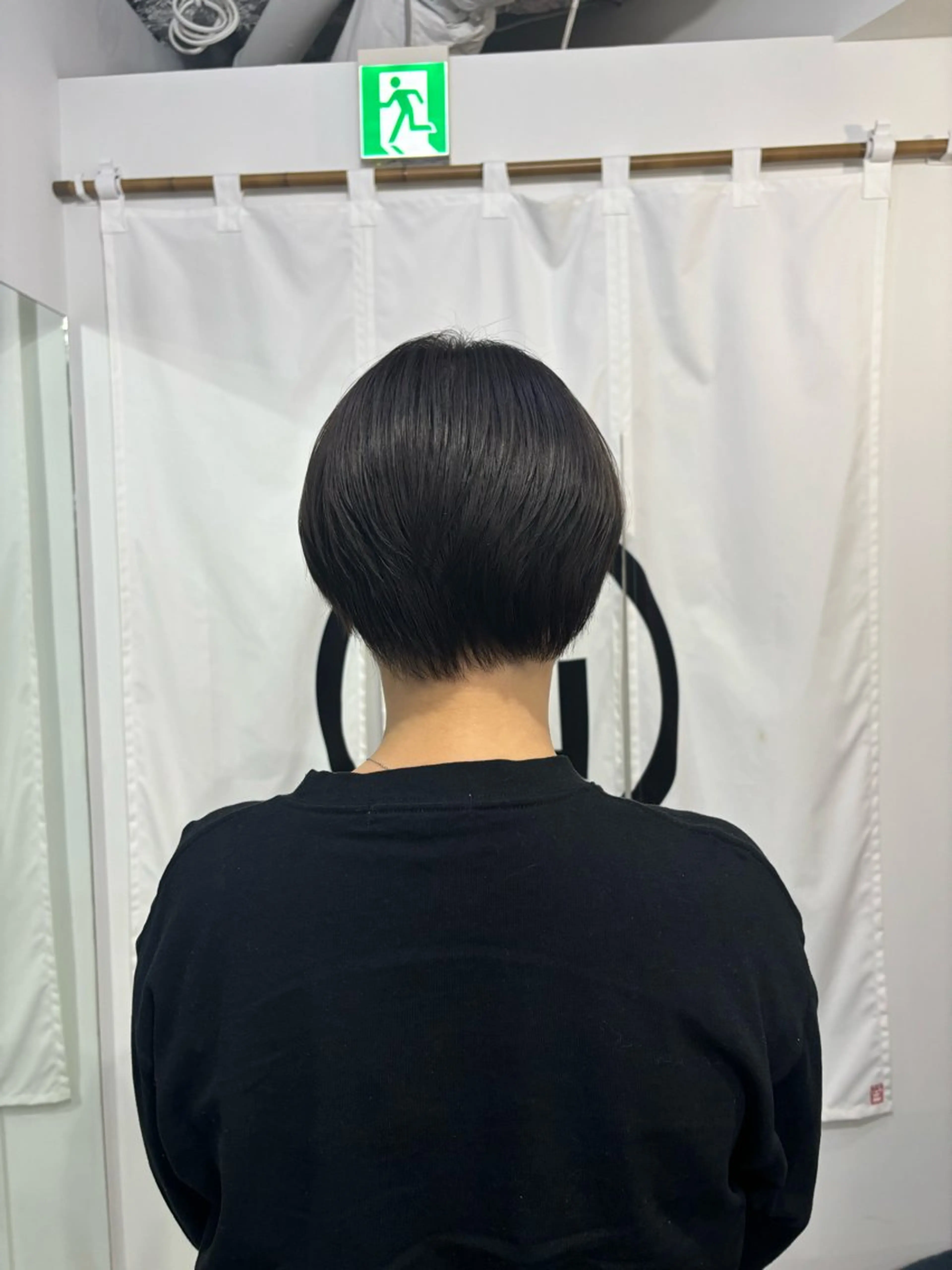 ショート カラー ヘアカラー 亜海 /縮毛矯正のヘアスタイル