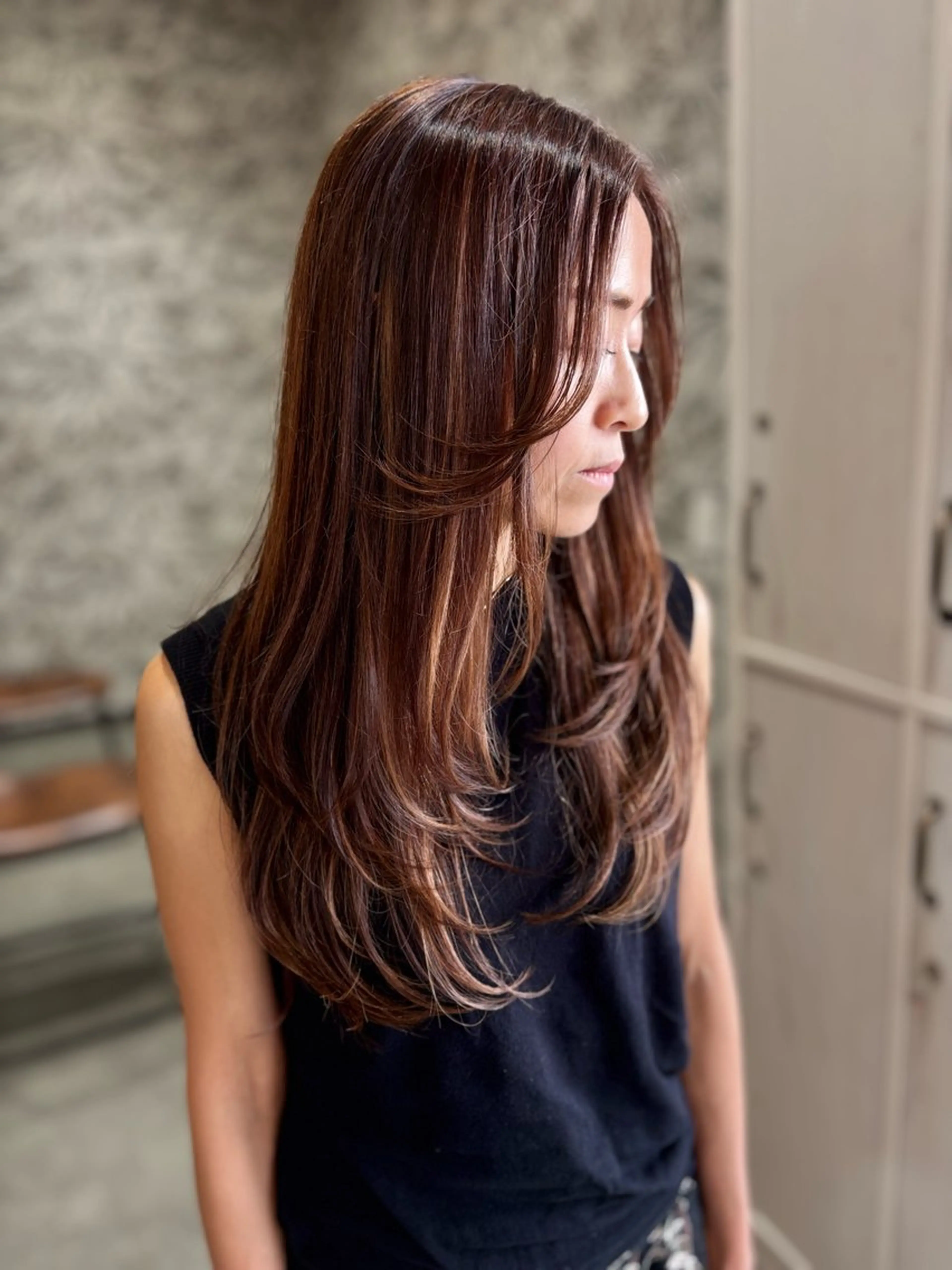 セミロング レイヤーカット カット ヘアカラー Welila by haku所属・Yuuki ウェリラバイハクのヘアスタイル
