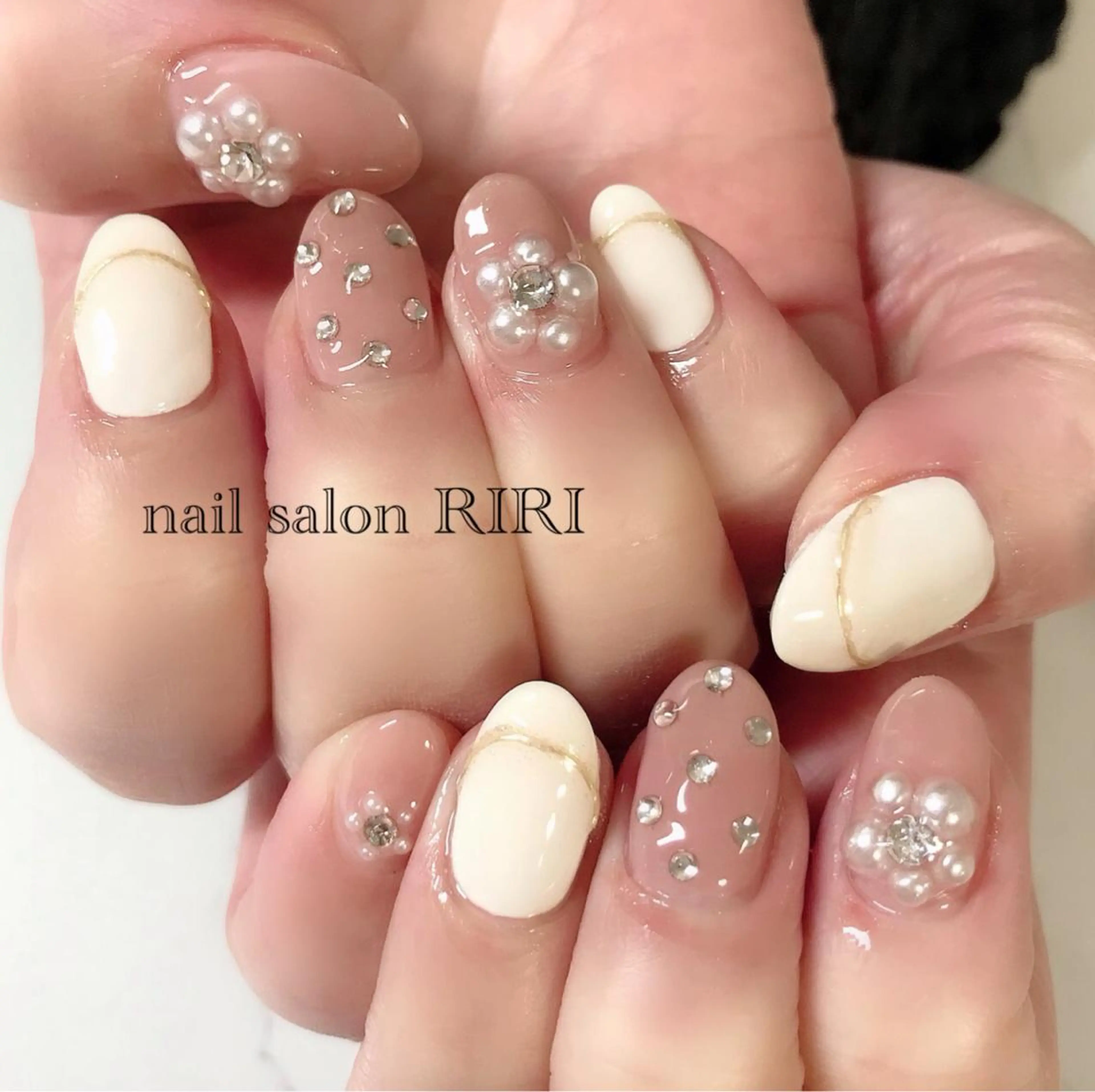 ネイル フラワーネイル private  nail  salon RIRI所属・RIRI リリのネイルデザイン