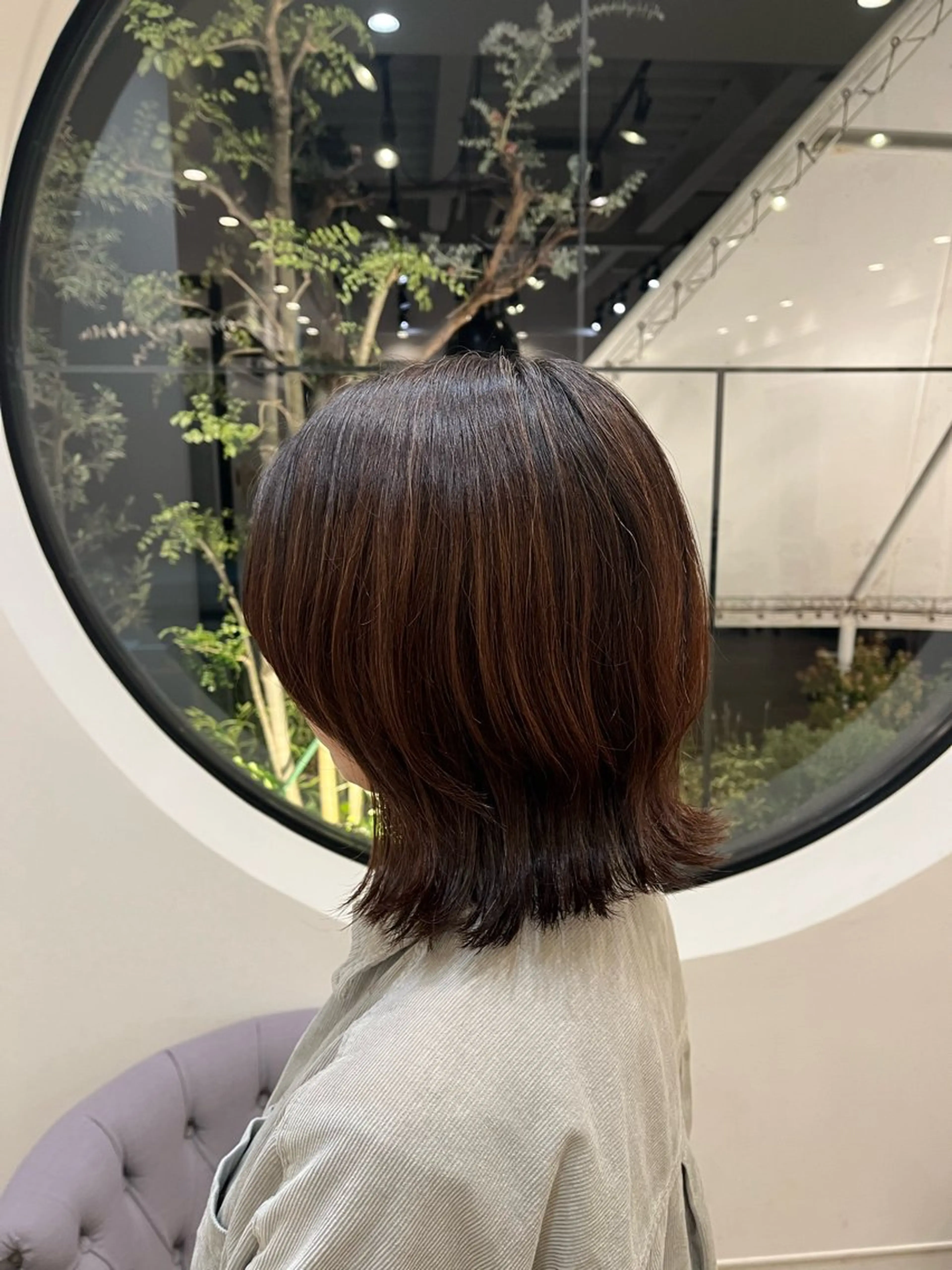 ミディアム 顔周りカット レイヤーカット MAHAE 東芝のヘアスタイル