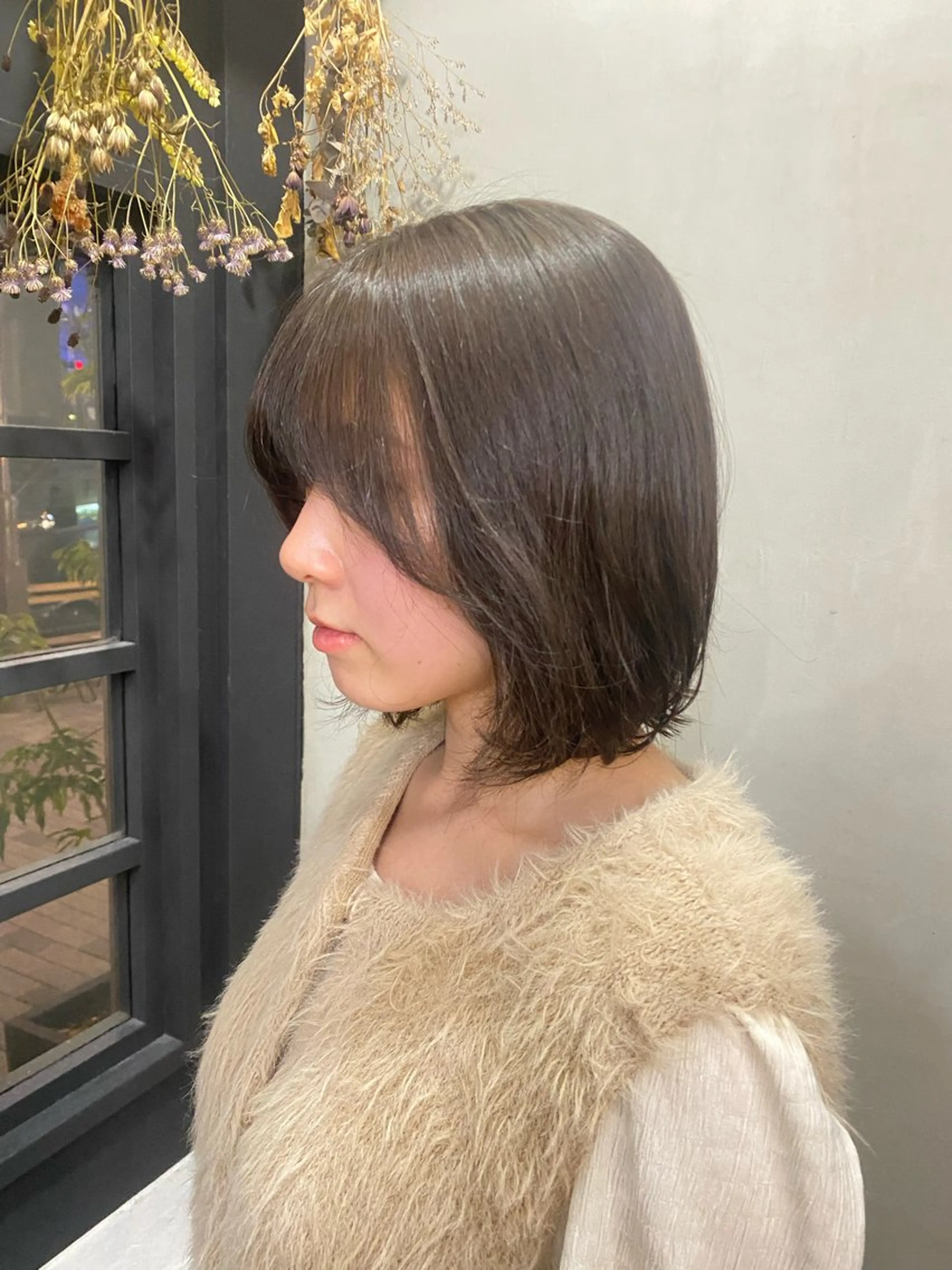ミディアム ツヤ髪縮毛矯正 🩶manamiのヘアスタイル