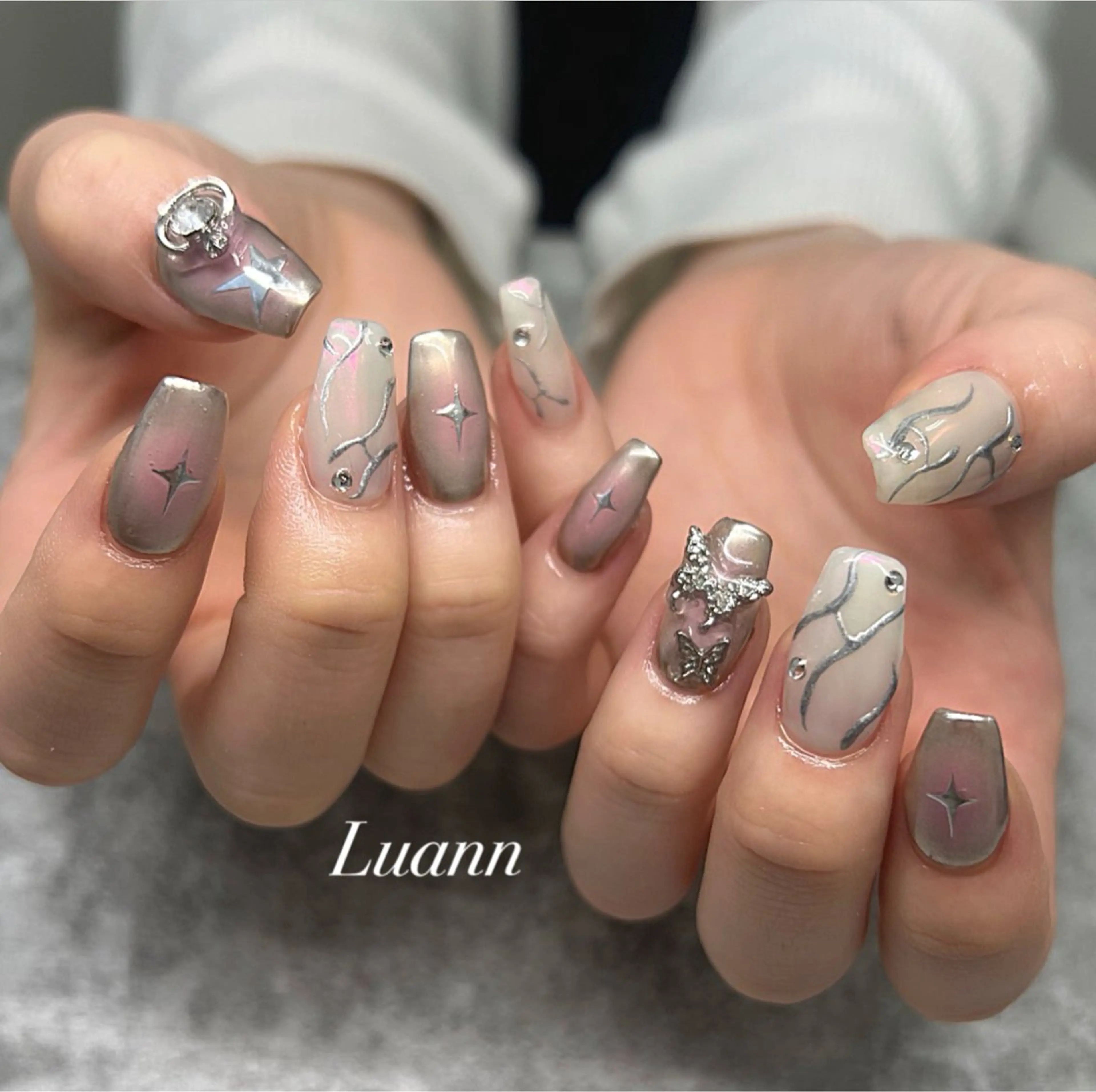 ネイル チークネイル 韓国ネイル 持ち込み ピンク シルバー ハンドネイル Luann nail所属・Luann nail Sakiのその他イメージ