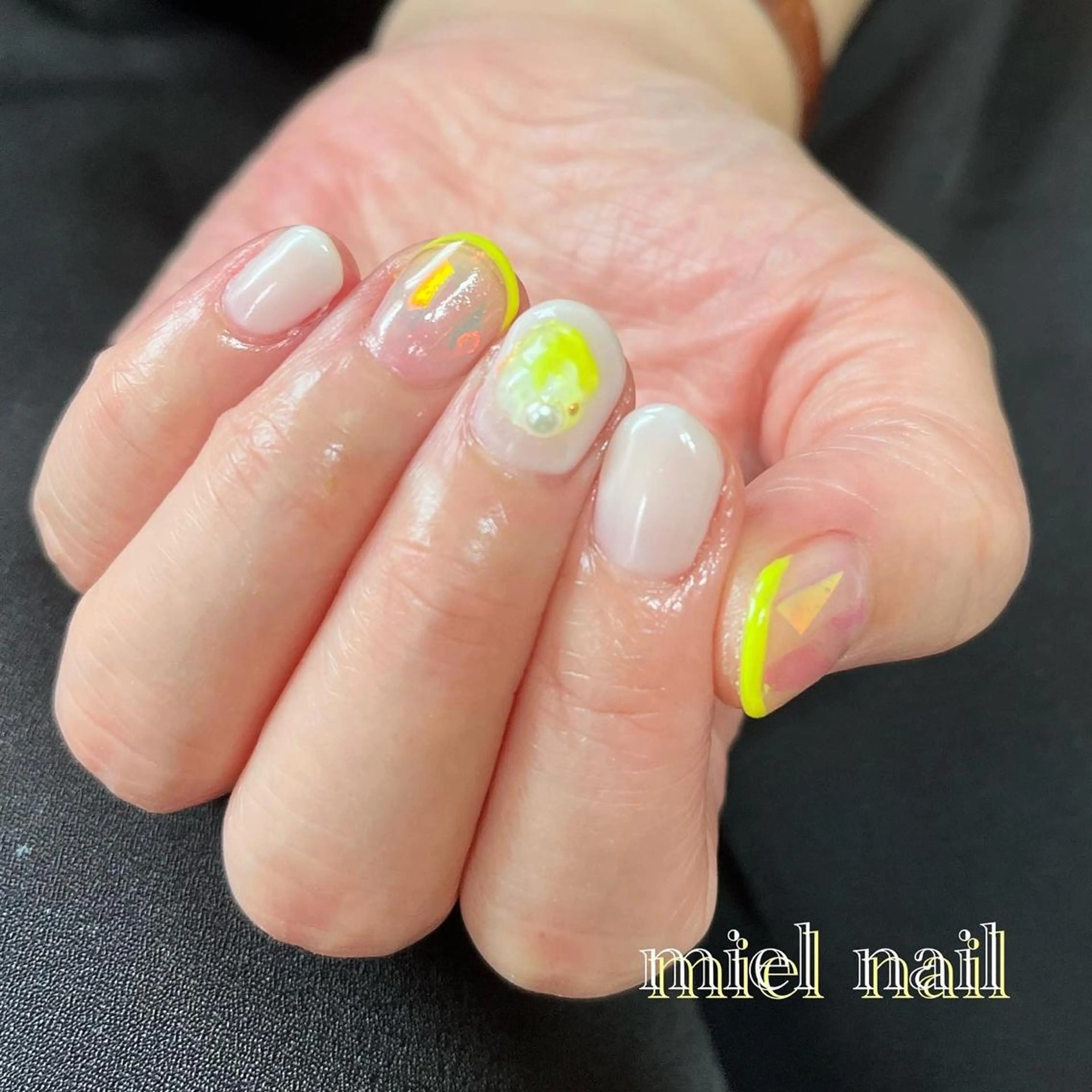 ネイル フレンチネイル ハンドネイル miel nailのネイルデザイン
