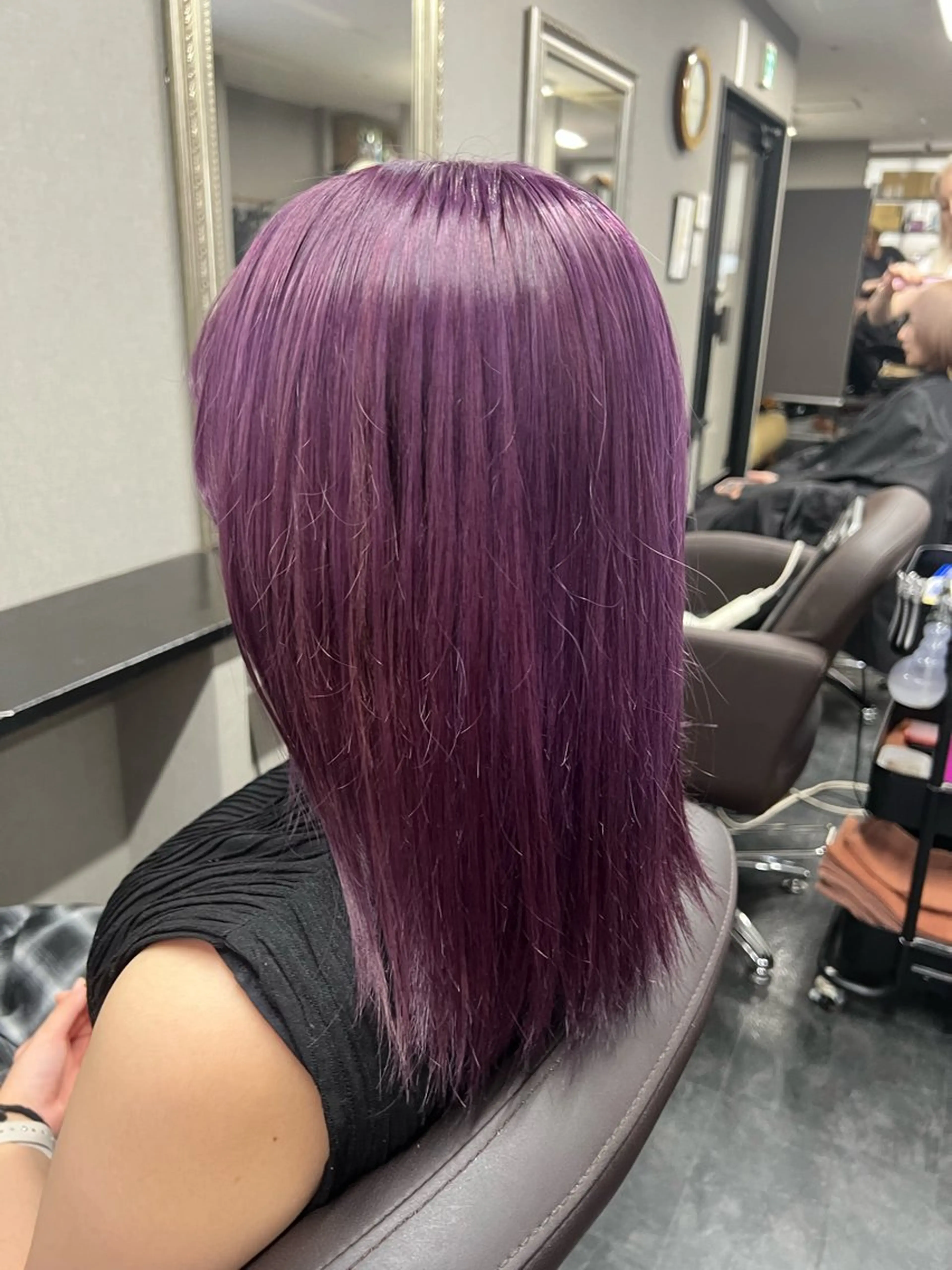 ミディアム カラー ヘアカラー ハイトーンカラー 坂本 翼のヘアスタイル