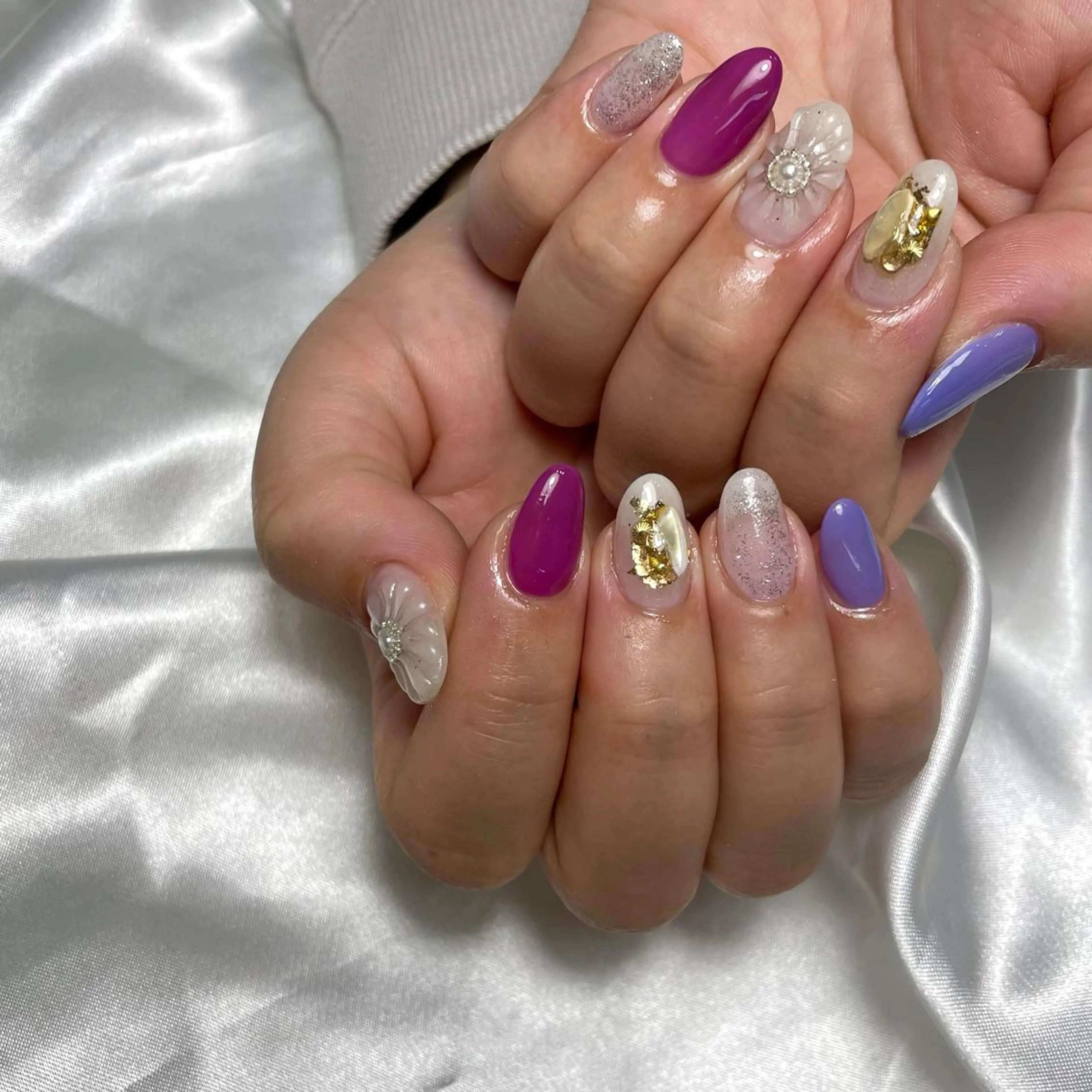 ネイル フラワーネイル ニュアンスネイル 春ネイル ハンドネイル upala Mayukoのネイルデザイン