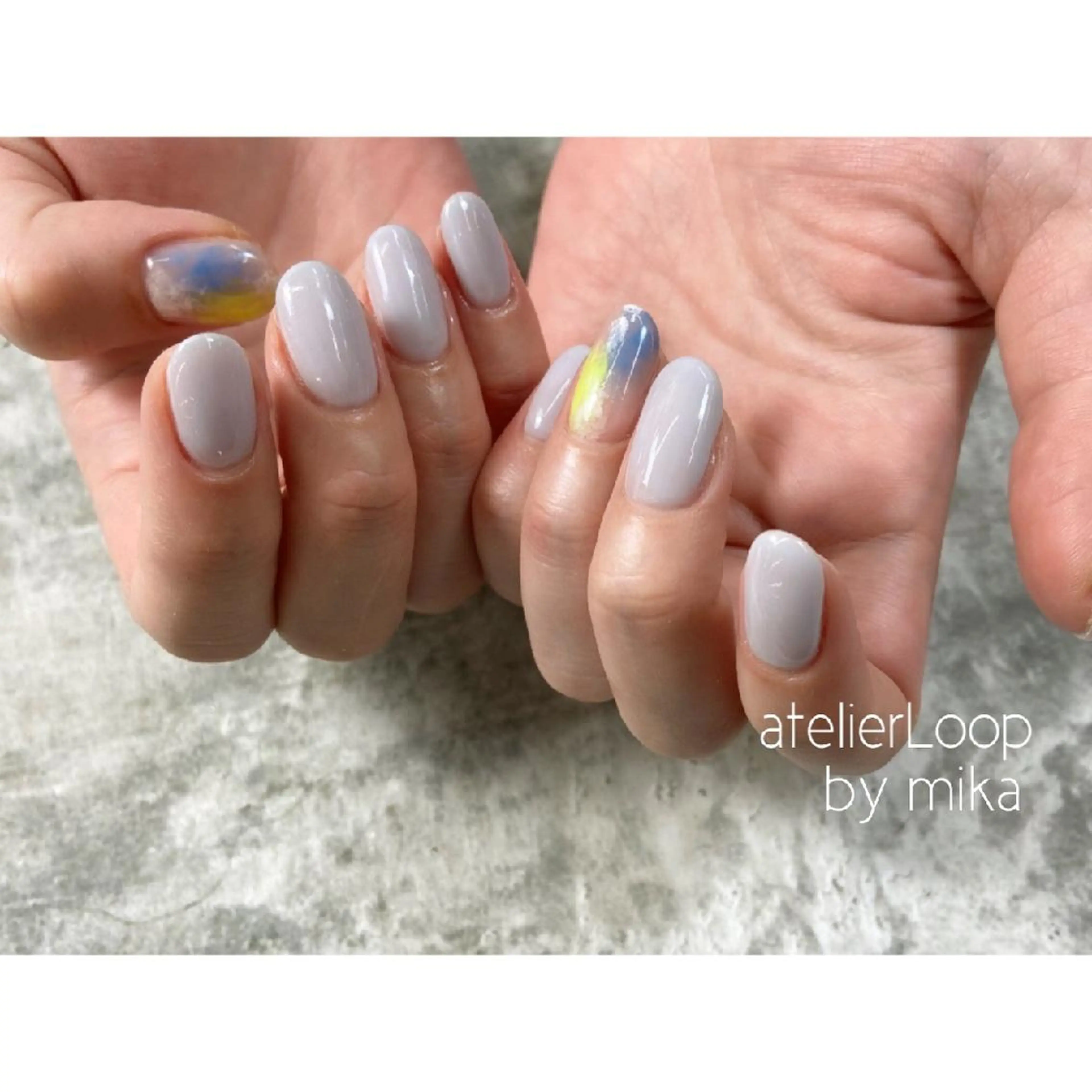 ネイル シンプルネイル atelierLoopbyshiho所属・atelier Loop♪MIKAのネイルデザイン