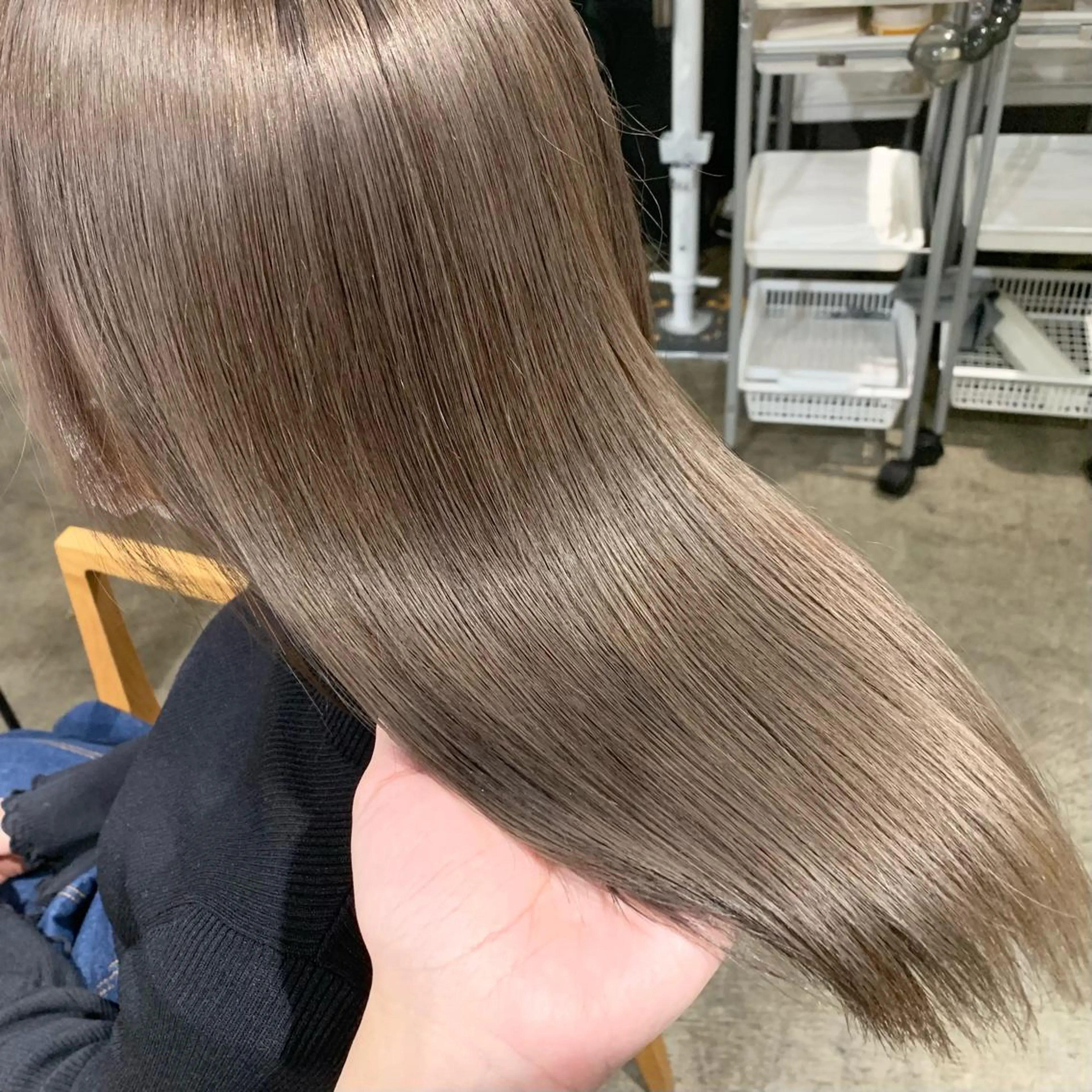 ミディアム カラー ベージュカラー ✅ケアブリーチ✅ トヨオカ ノブヒデのヘアスタイル